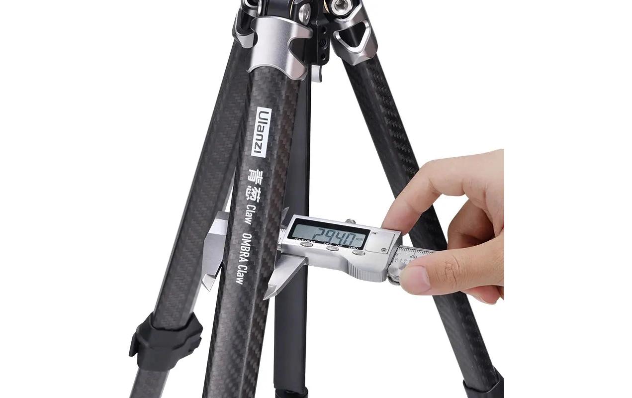 Stativ OMBRA Carbon<br>Leichtes Reisestativ aus Kohlefaser