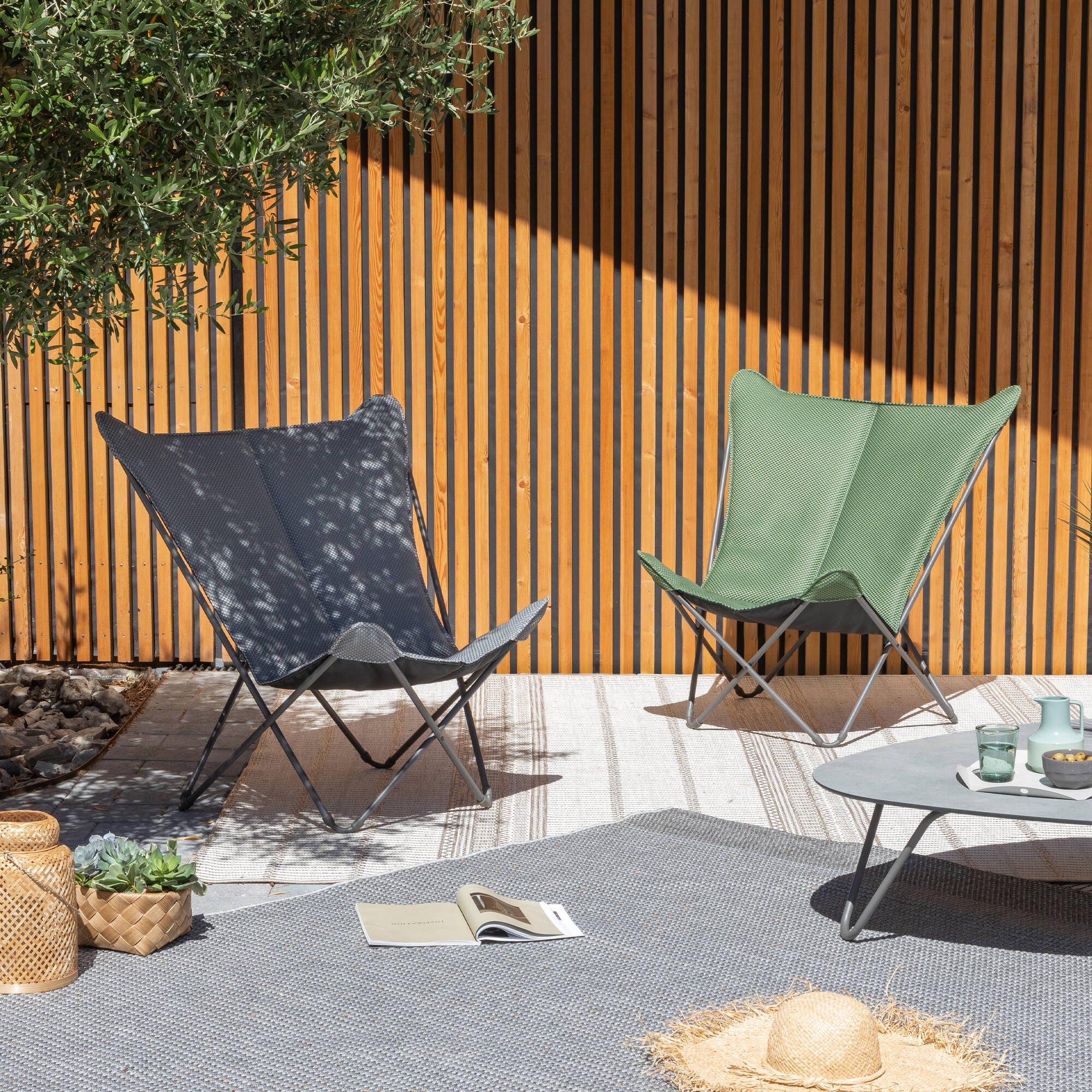 Gepolsterter Breiter Butterfly Chair Pop Up XL BeComfort® Grün Olive