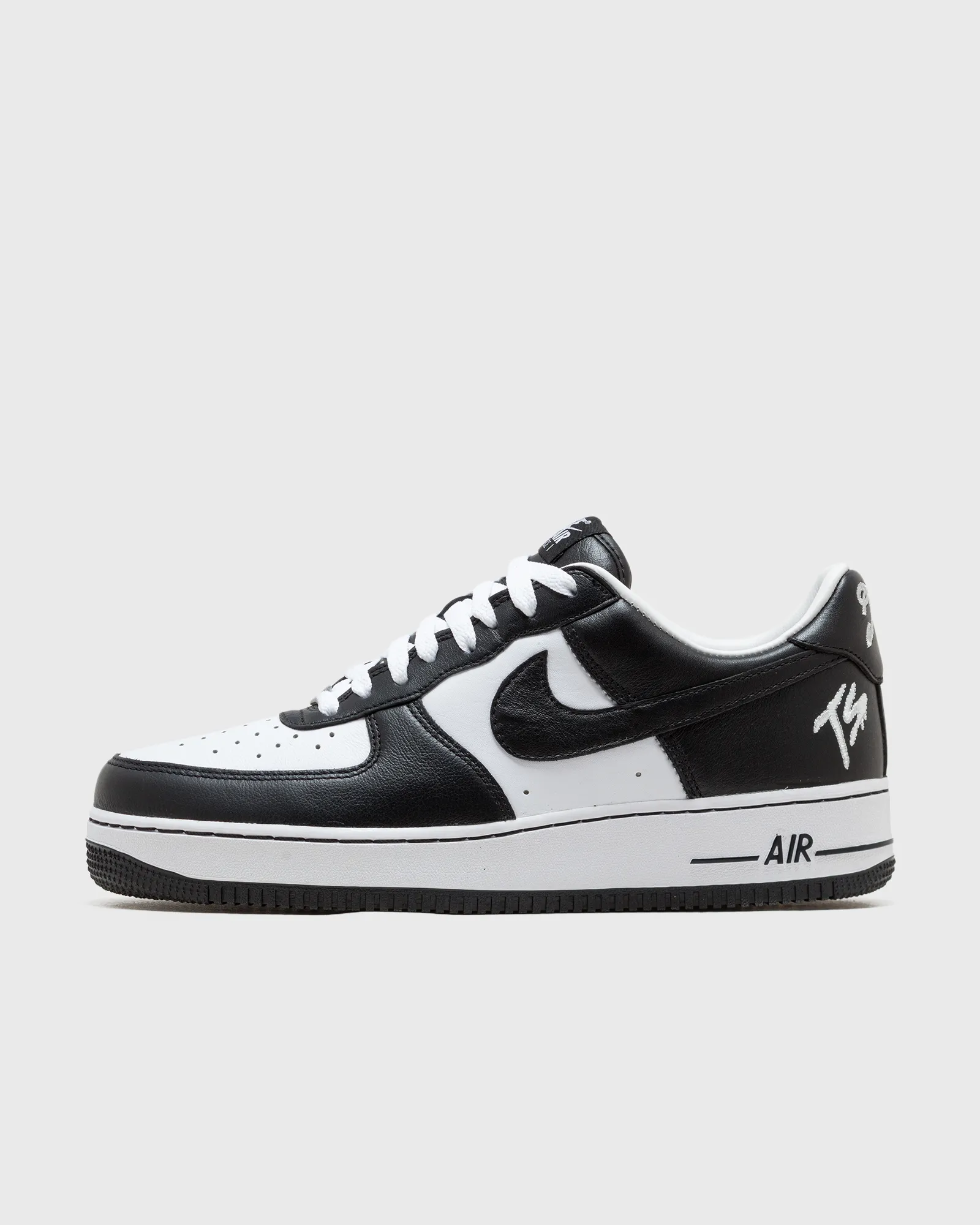 Nike Terror Squad x Nike AIR FORCE 1 LOW QS 'Blackout'