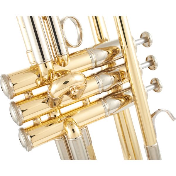 Yamaha YTR-8335R 04 Trumpet