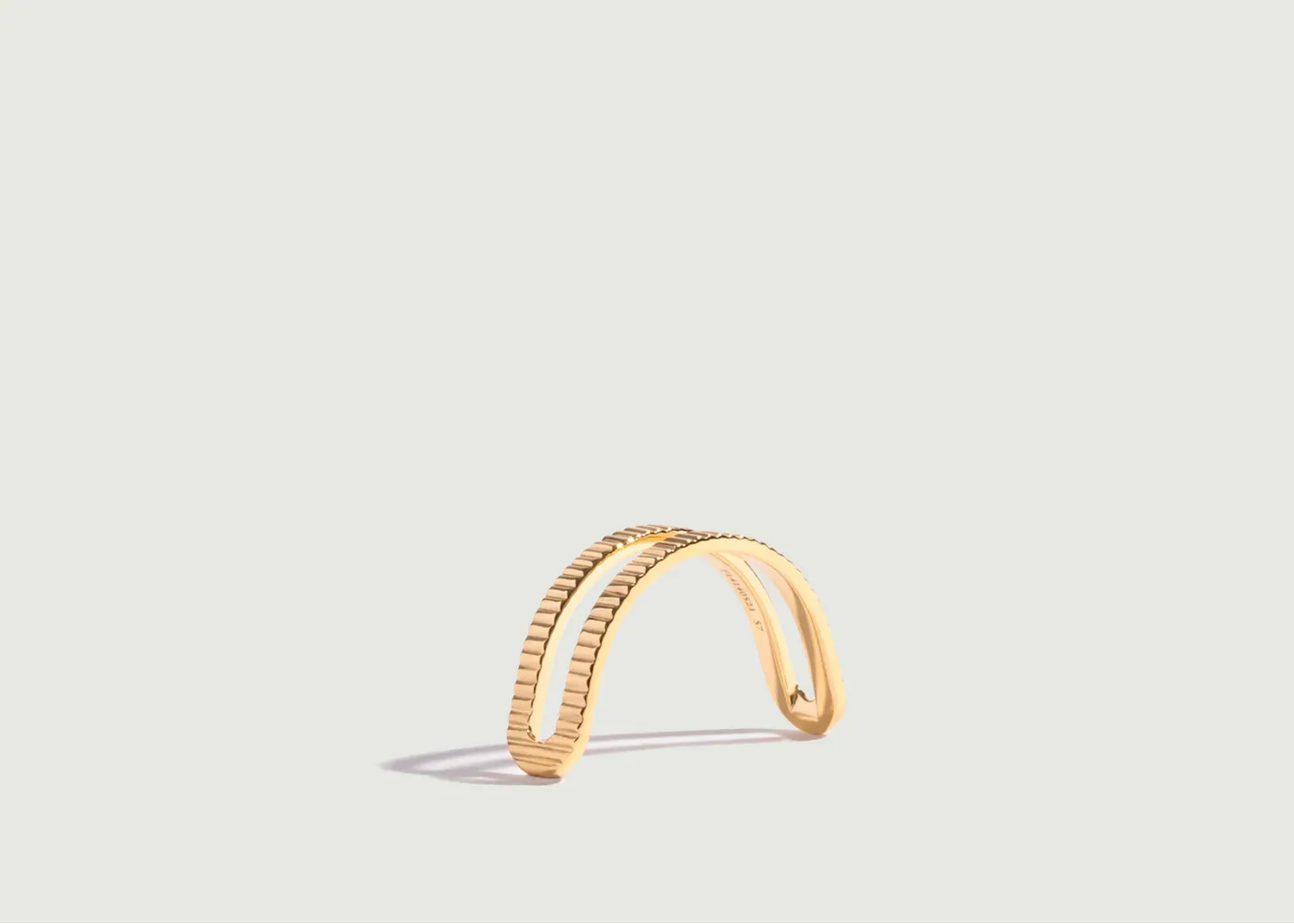 Bague Étreintes asymétrique godronnée JEM
