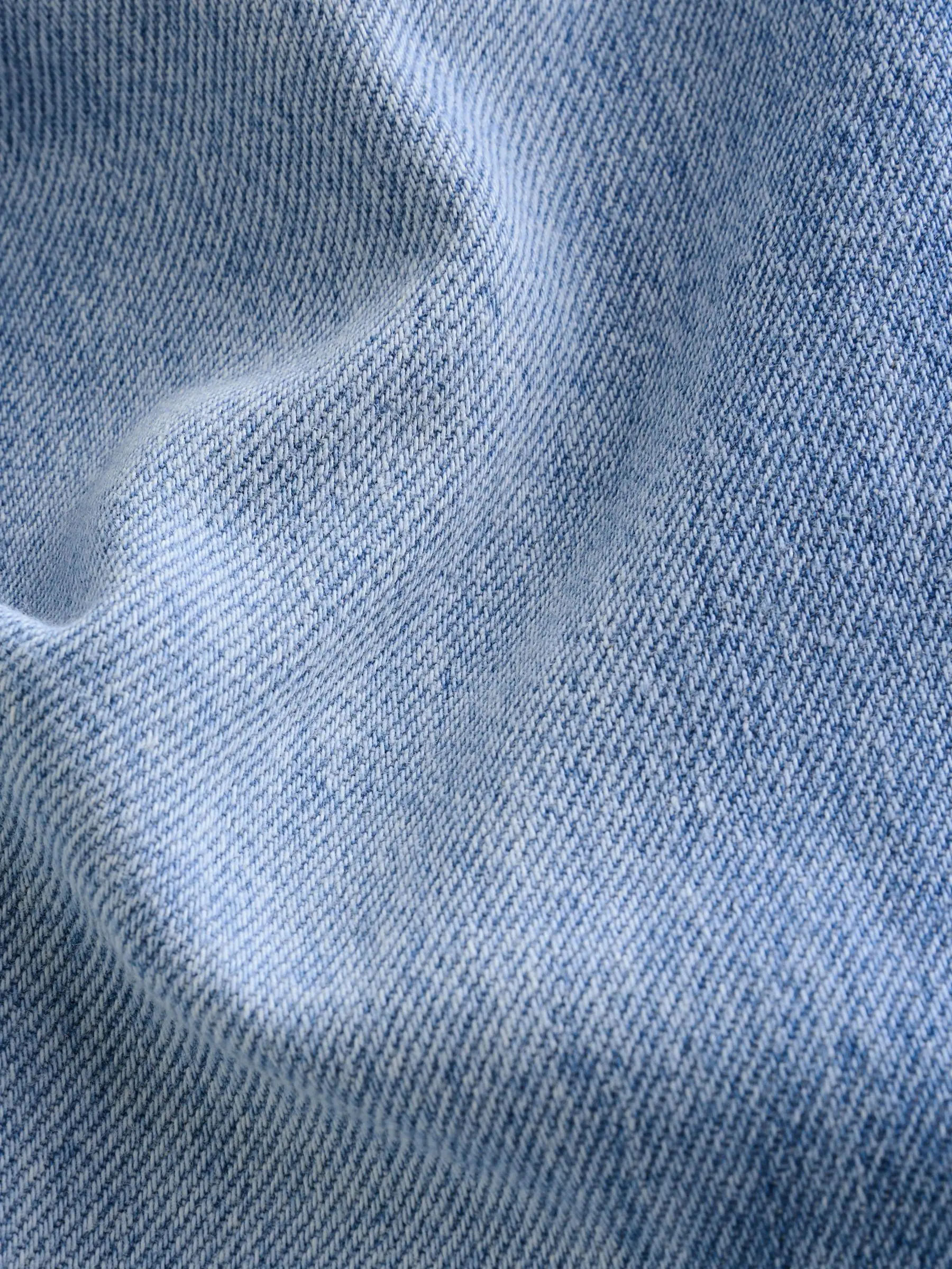 Denim - Jeans met toelopende pijpen en geborduurde bloemenprint (3mnd-7jr)