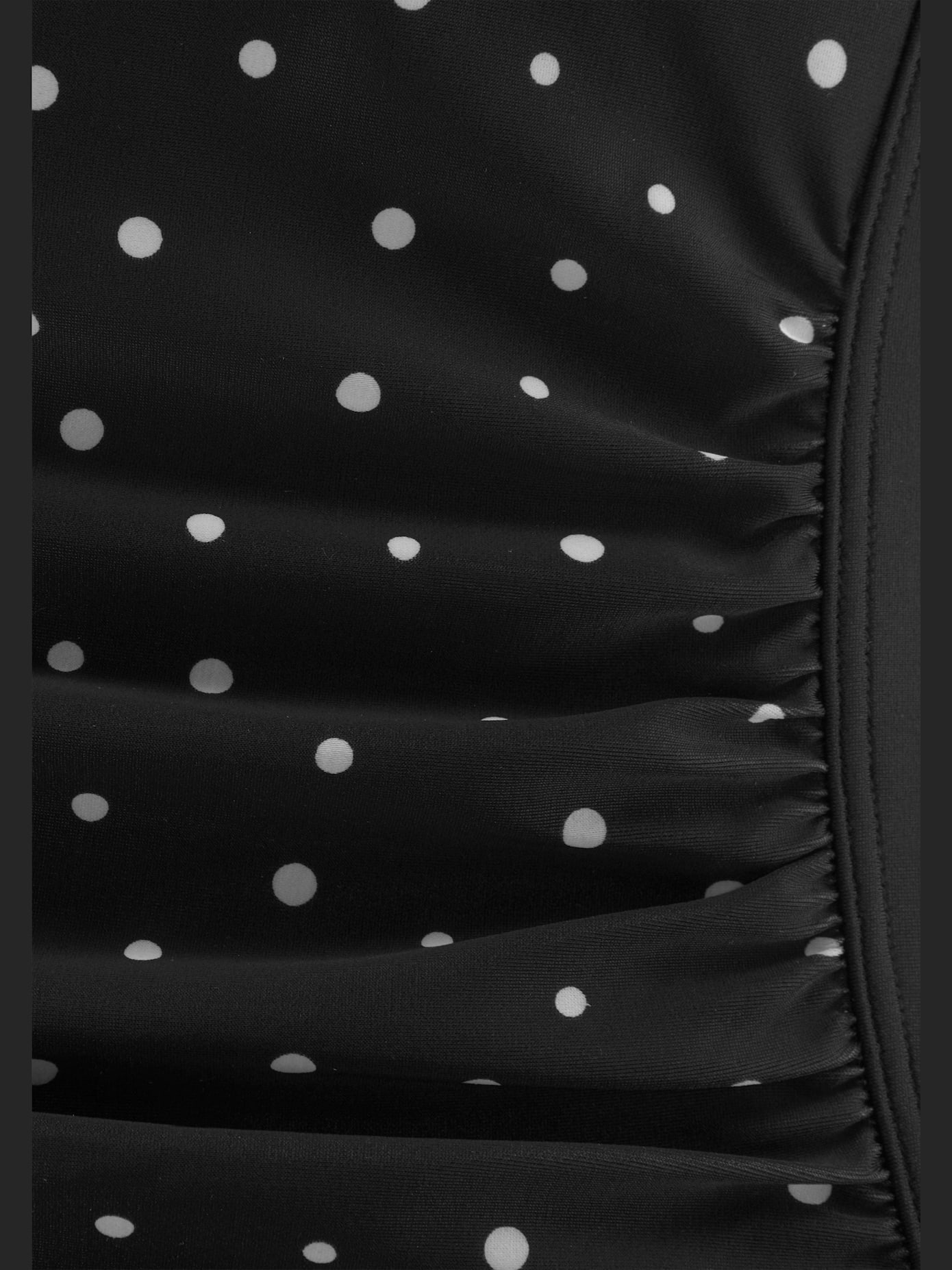 Maillot de bain motif à pois classique