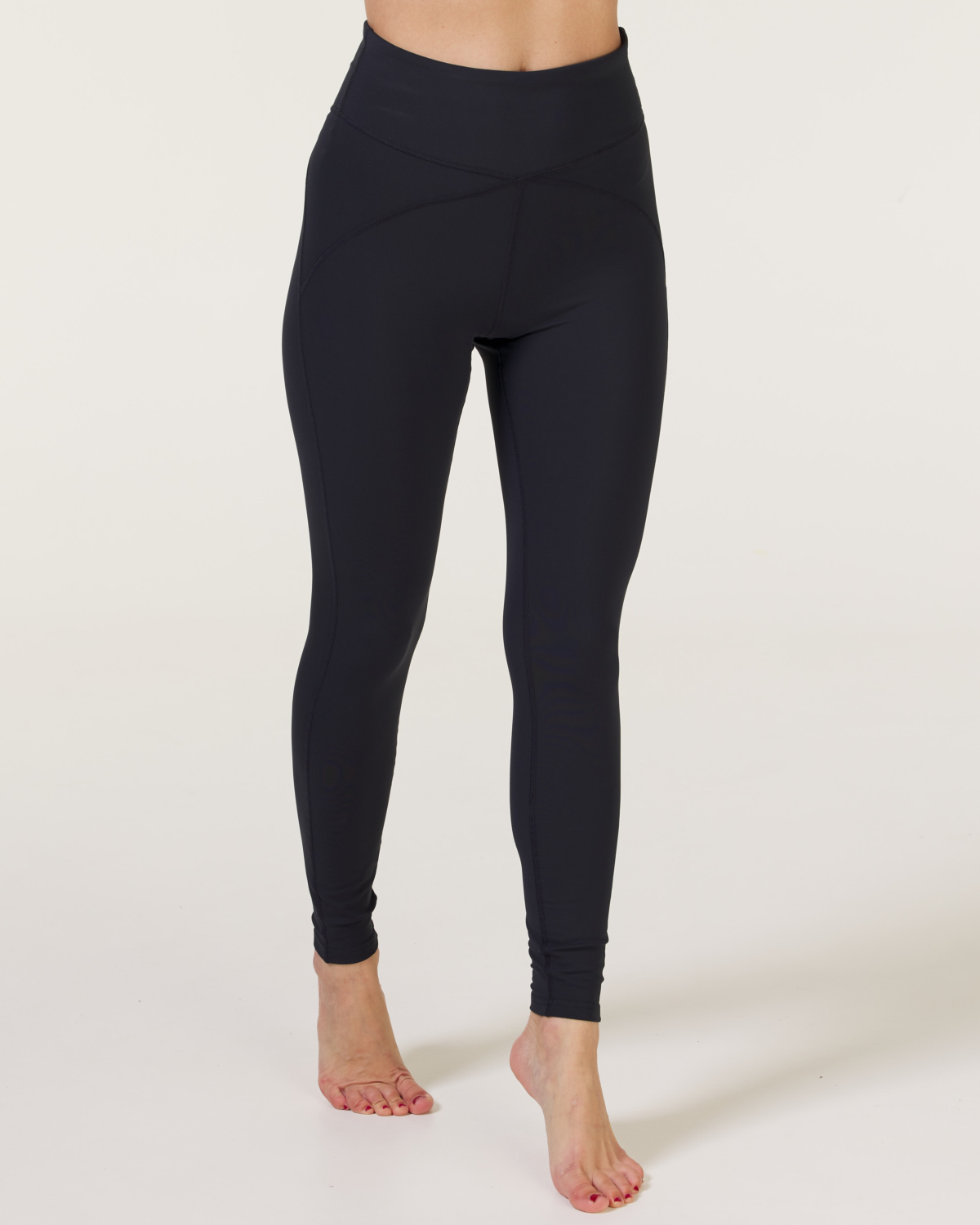 LEVITY Studio X Tights Black