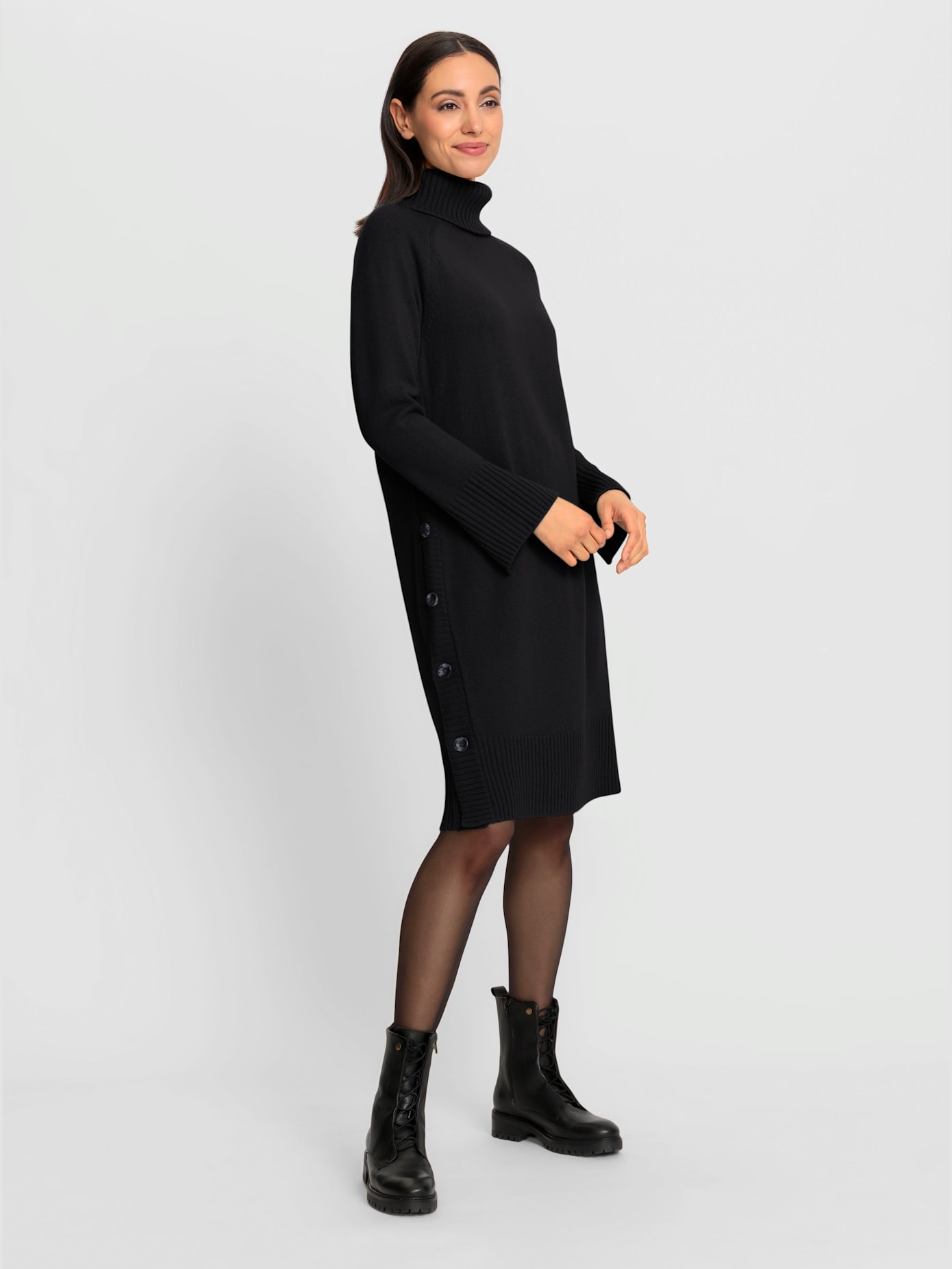 Robe en tricot pattes de boutonnage latérales