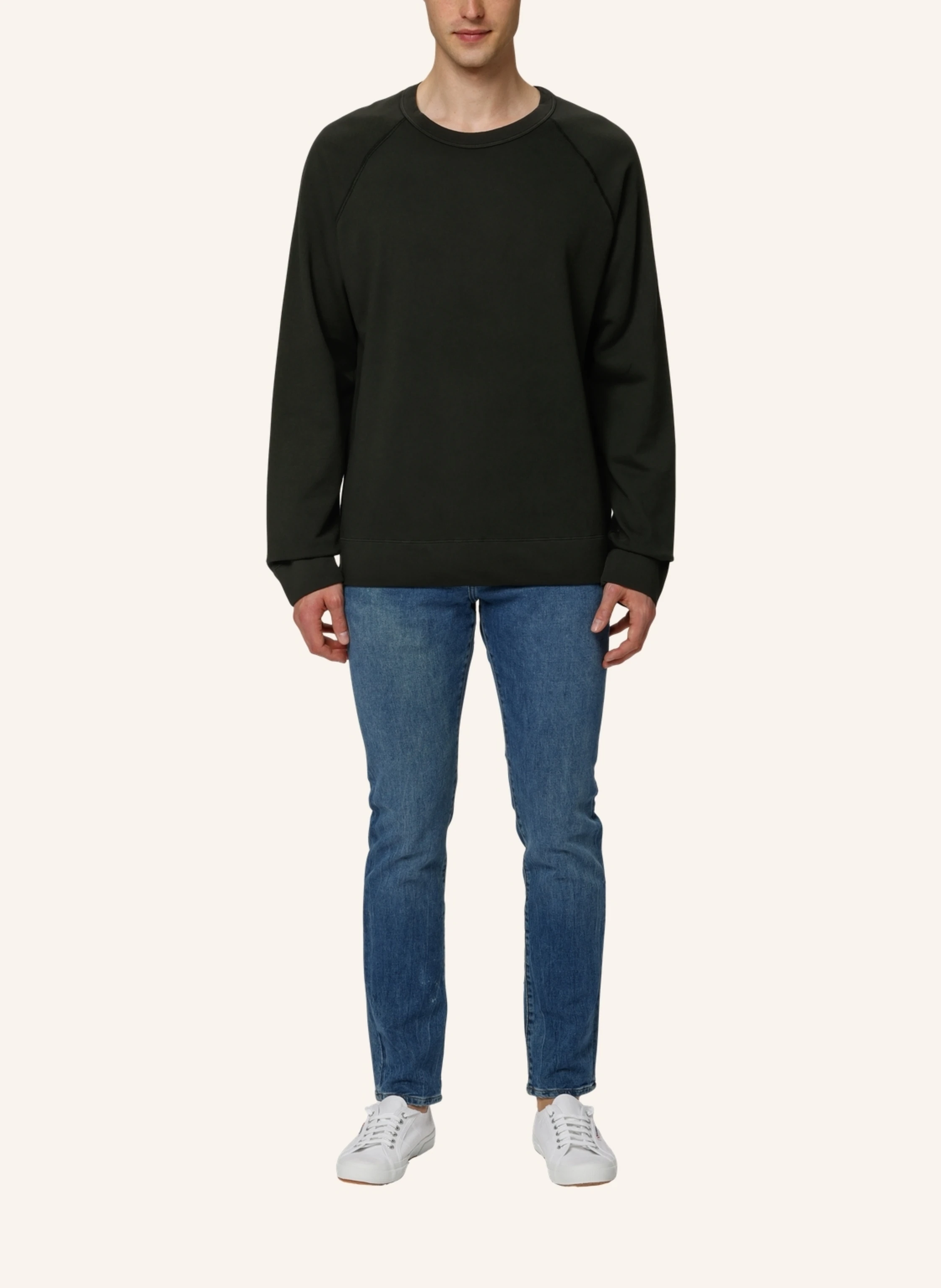 TRUSTED HANDWORK Round Neck 1/1-Sleeve Sweatshirt with Raglan
