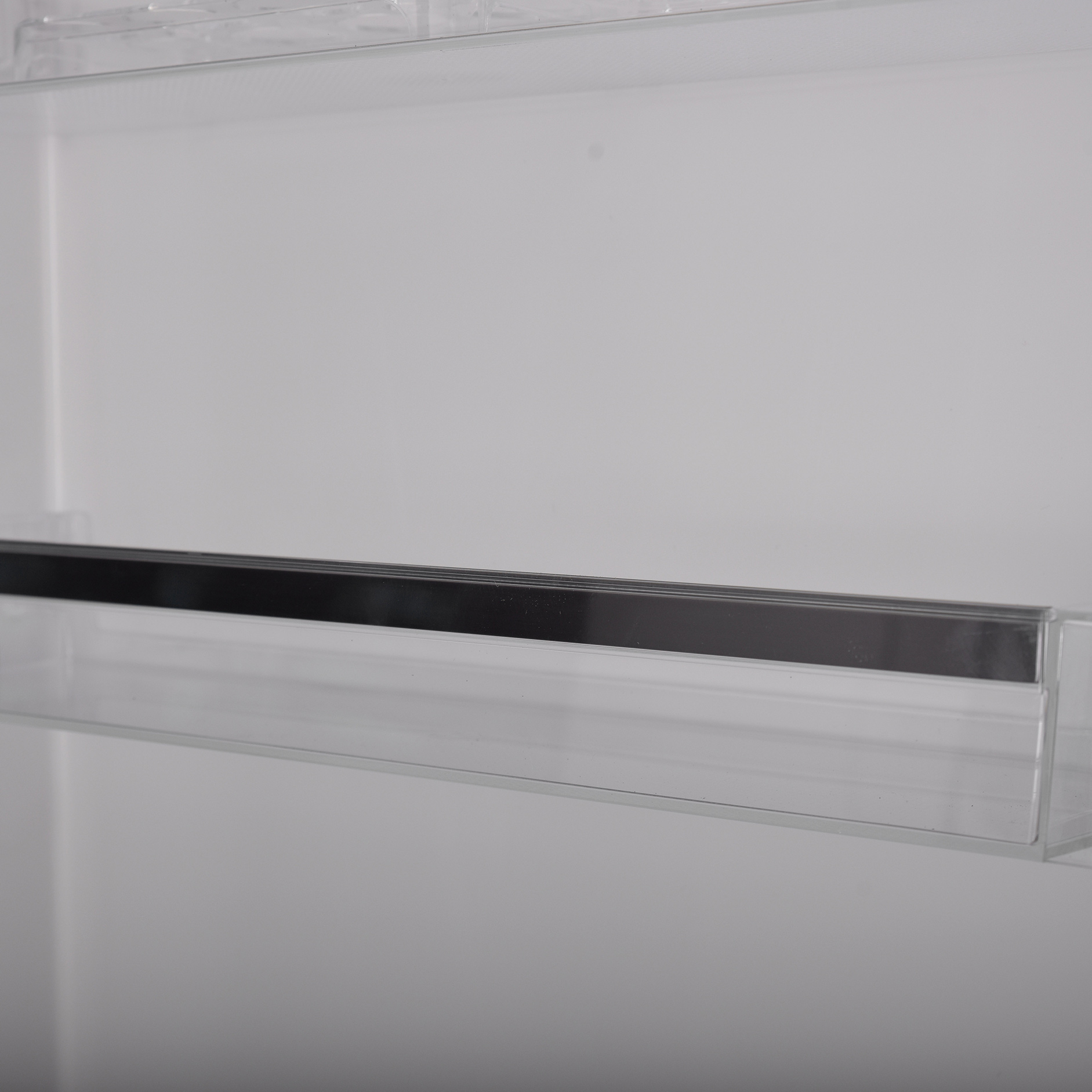 TECHNOLUX Kühl-Gefrierkombination TL-KG-186-D - schwarz - D