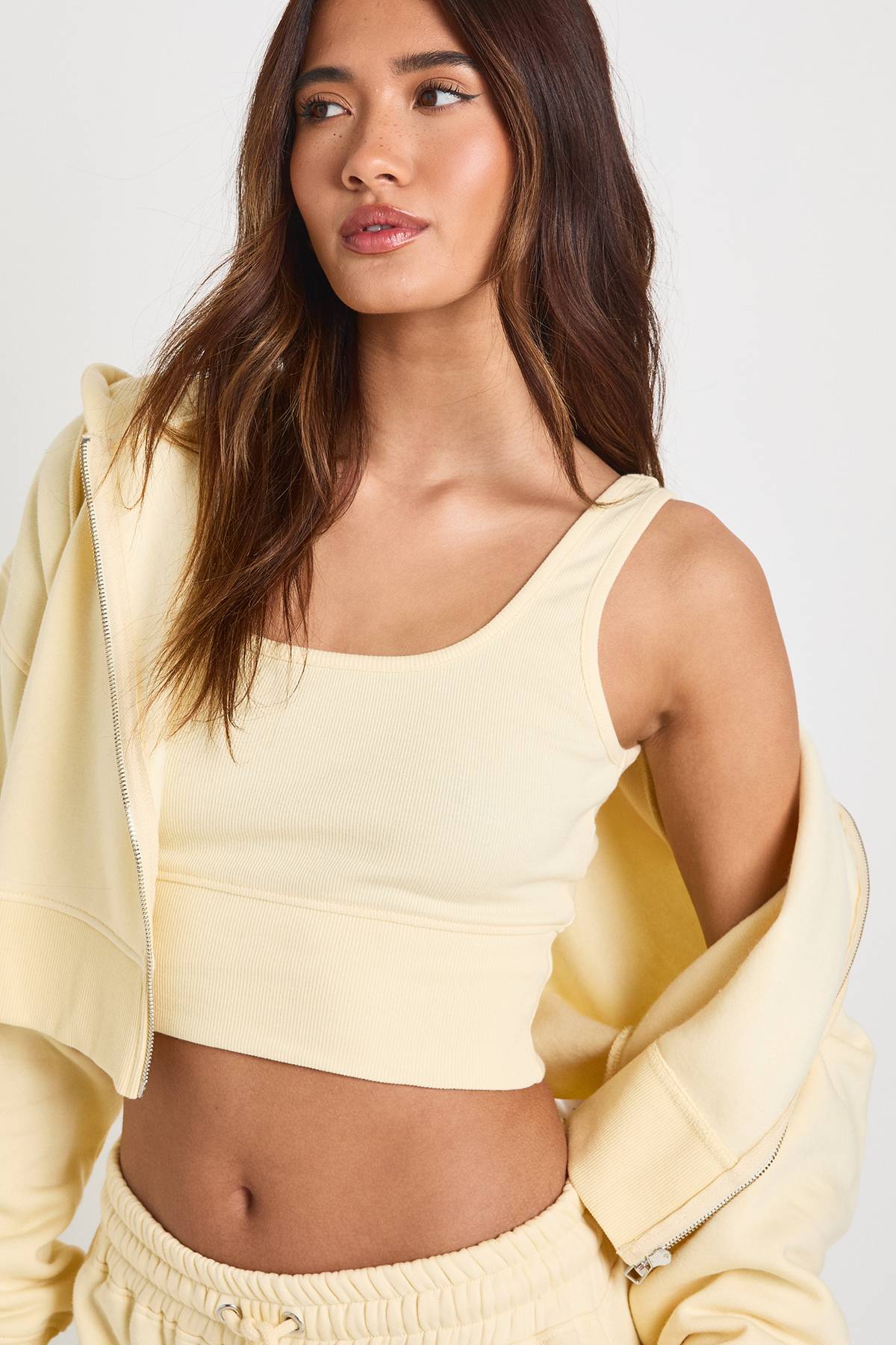 boohoo Ensemble de Jogging 3 Pièces à Casynthétiqueche avec Crop Top à Ourlet Profond