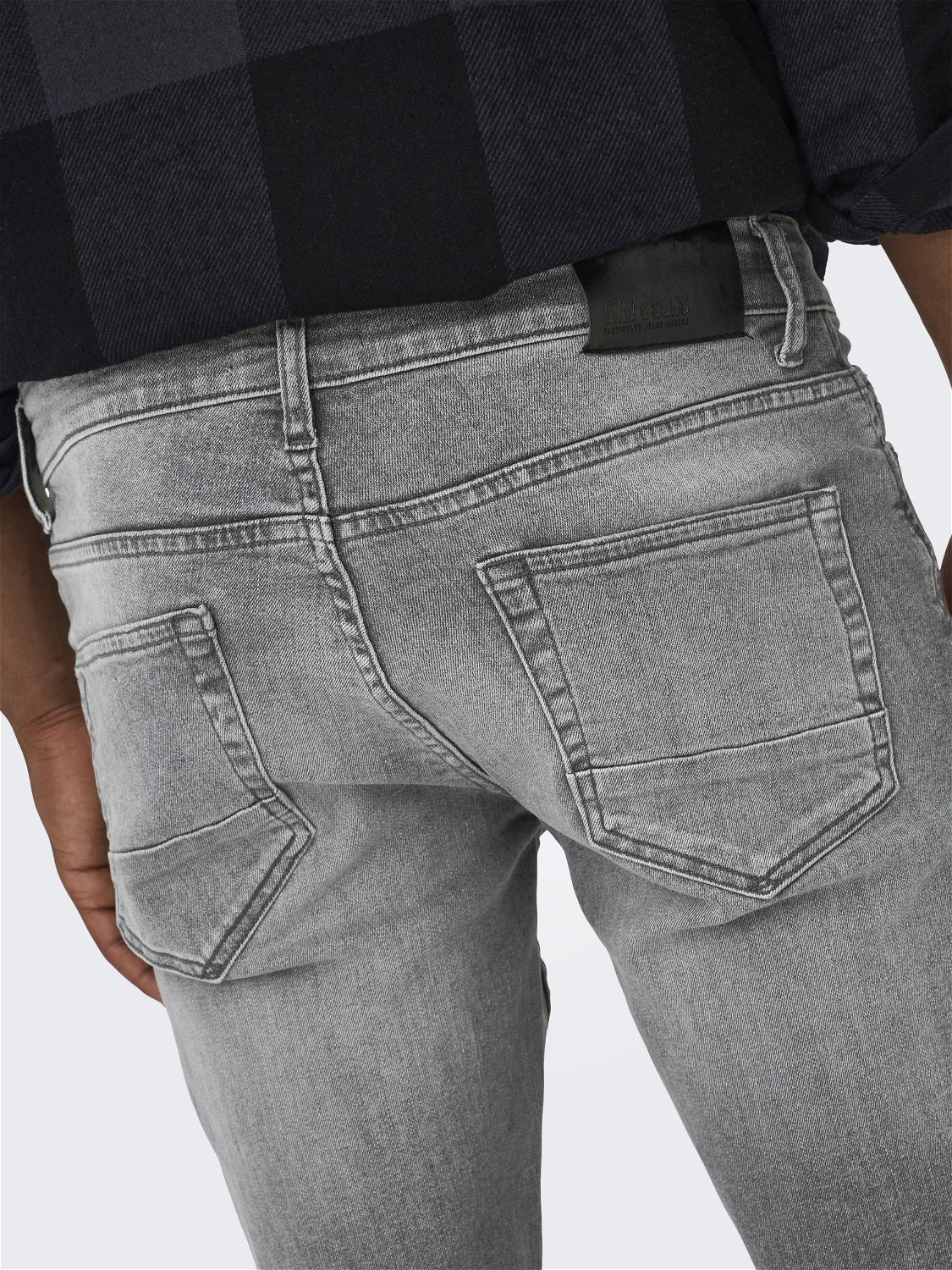 ONSLOOM Niedrige Taille Slim Fit Jeans Grey Denim