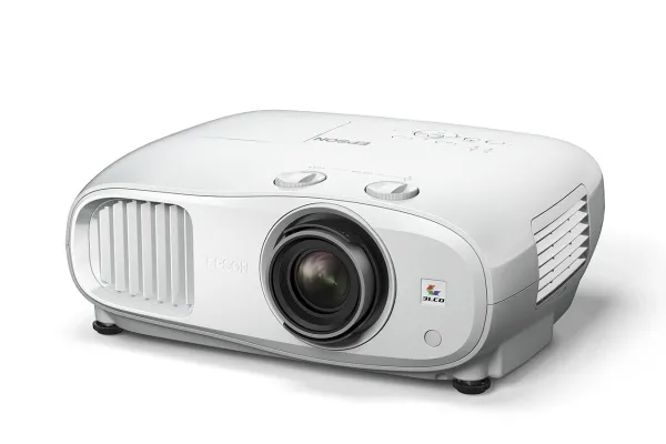 Epson EH-TW7000 - 3LCD-projektor - 3D - 3000 lumen (hvid) - 3000 lumen (farve) - 3840 x 2160 (2 x 1920 x 1080) - 16:9 - 4K - hvid