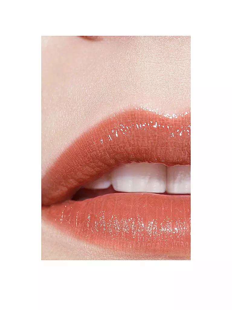 CHANEL  DER GETÖNTE UND FEUCHTIGKEITSSPENDENDE BALSAM, DESSEN FARBINTENSITÄT SICH GANZ INDIVIDUELL ANPASSEN LÄSST, SORGT TAG FÜR TAG FÜR WUNDERSCHÖNE LIPPEN 3G rosa