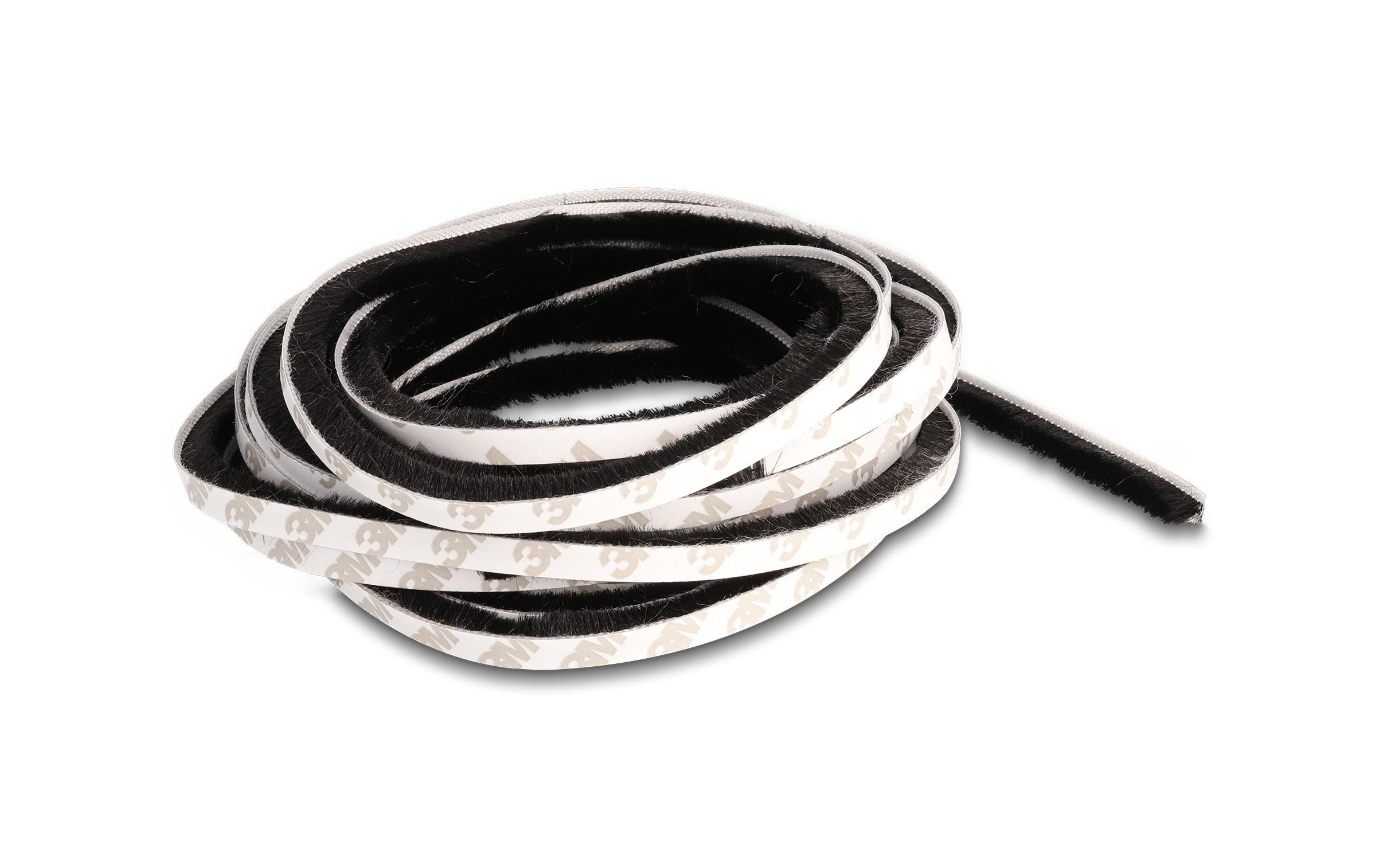 Bürstenstreifen selbstklebend schwarz, 8mm - 5mDelock Bürstenstreifen selbstklebend 8 mm – Länge 5 m schwarz