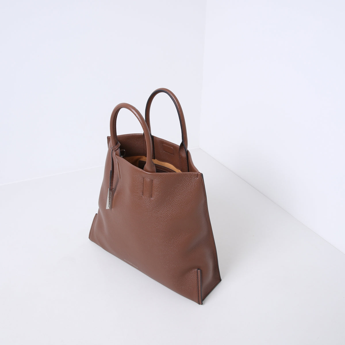 HILLY | CAMEL