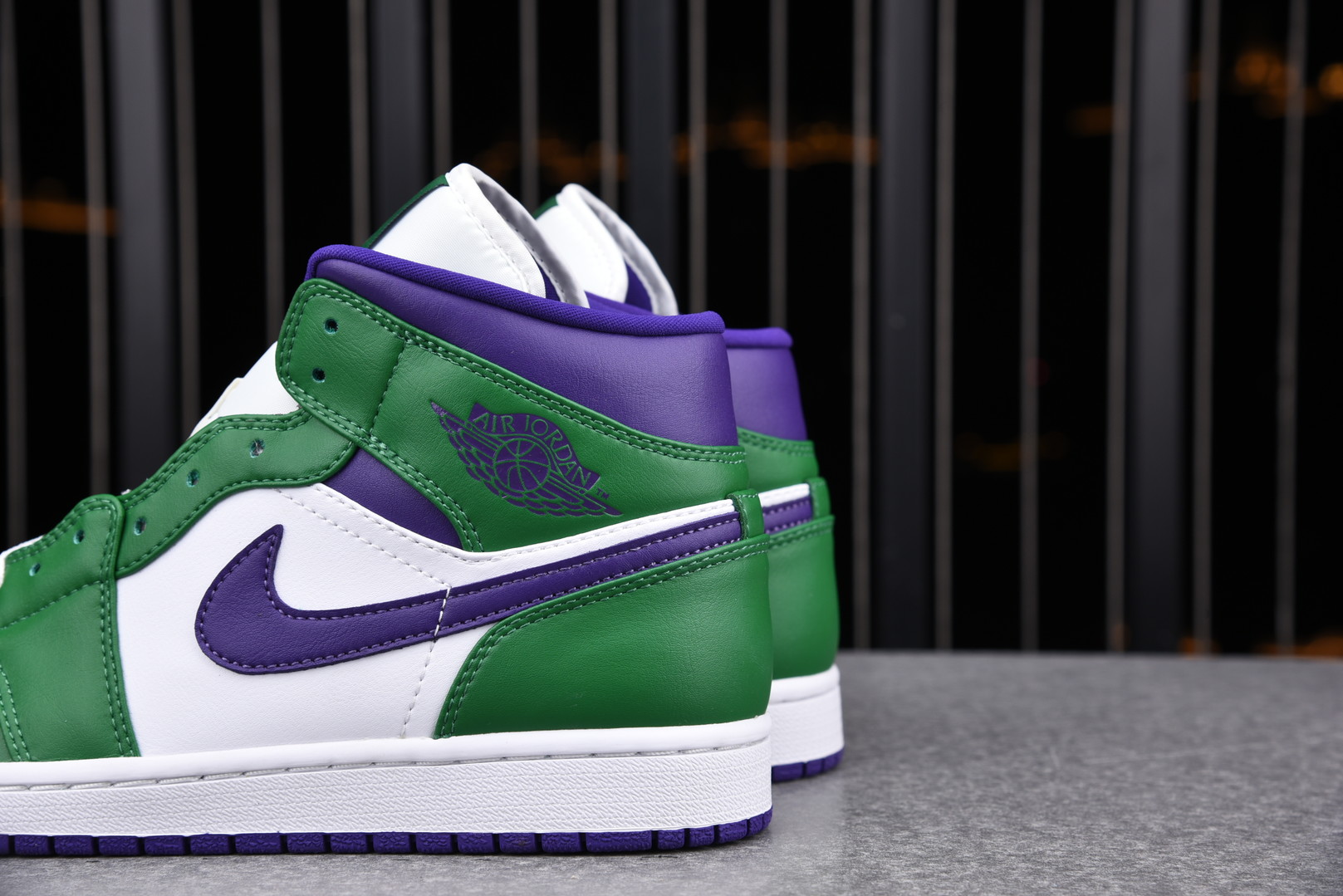 Jordan 1 Mid Incredible Hulk