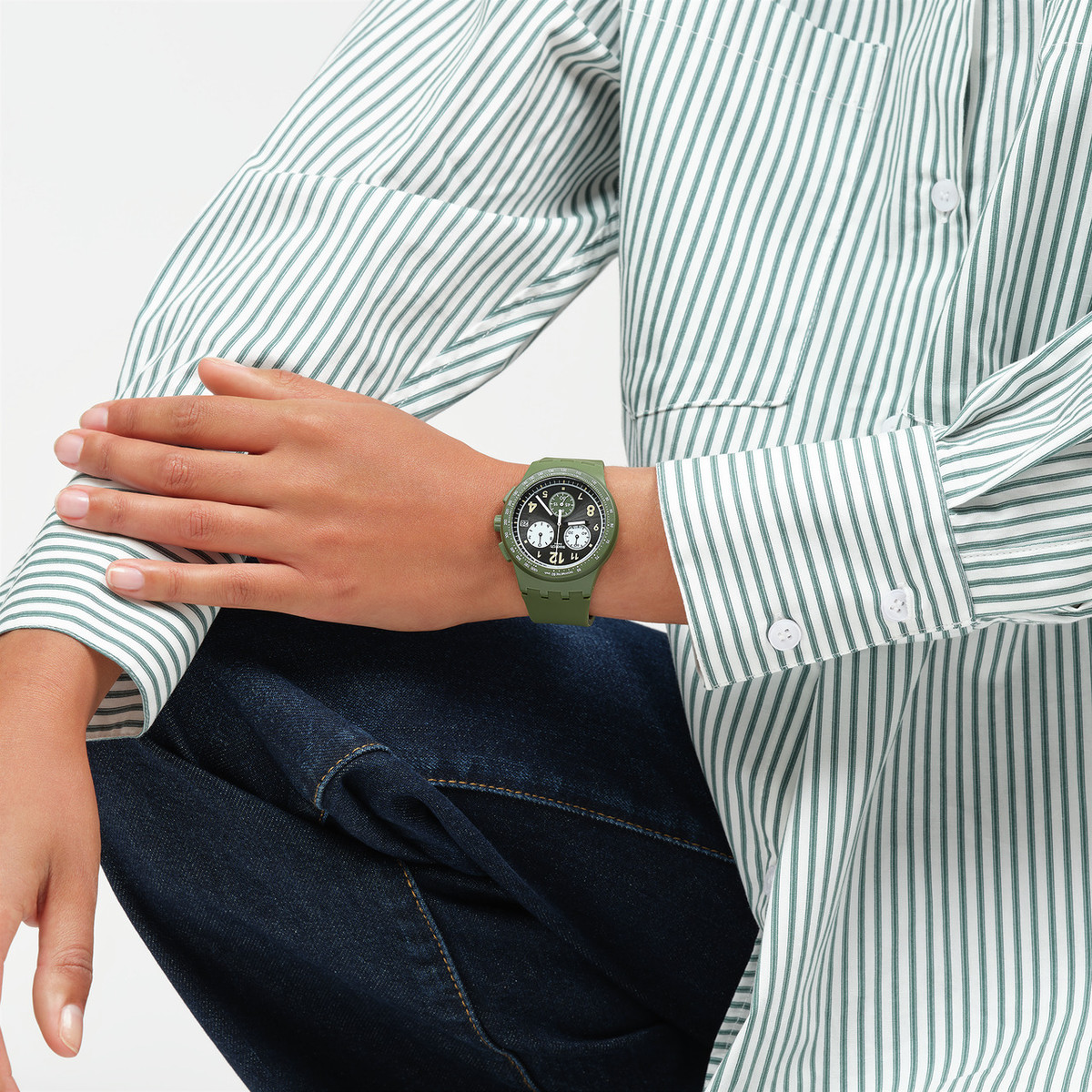 Montre SWATCH Chrono 42 Nothing basic about green homme bracelet silicone vert