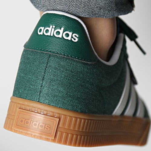 Baskets Daily 3.0 IF7487 Core Green Footwear White Gum10
