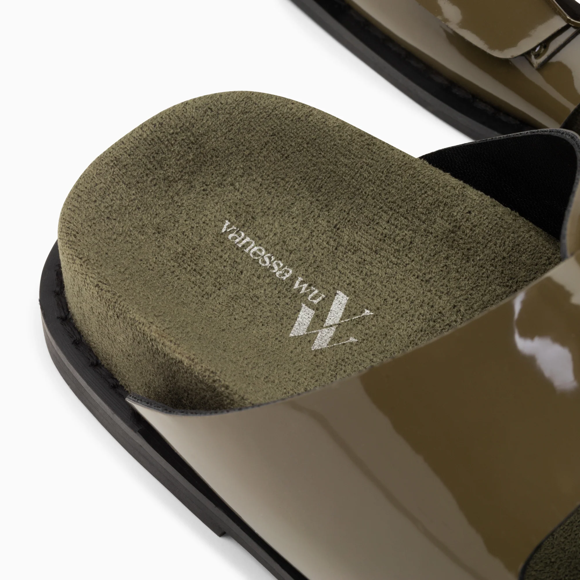 Sandales plates-Mules plates Célia kaki verni à boucles oversize