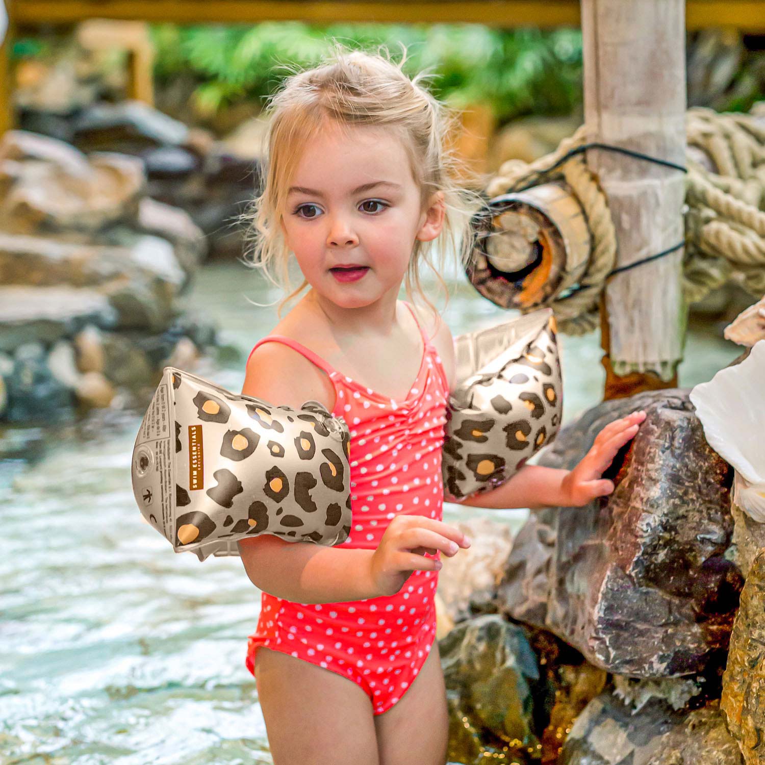 Swim Essentials Zwembandjes Panterprint Beige, 2-6 jaar
