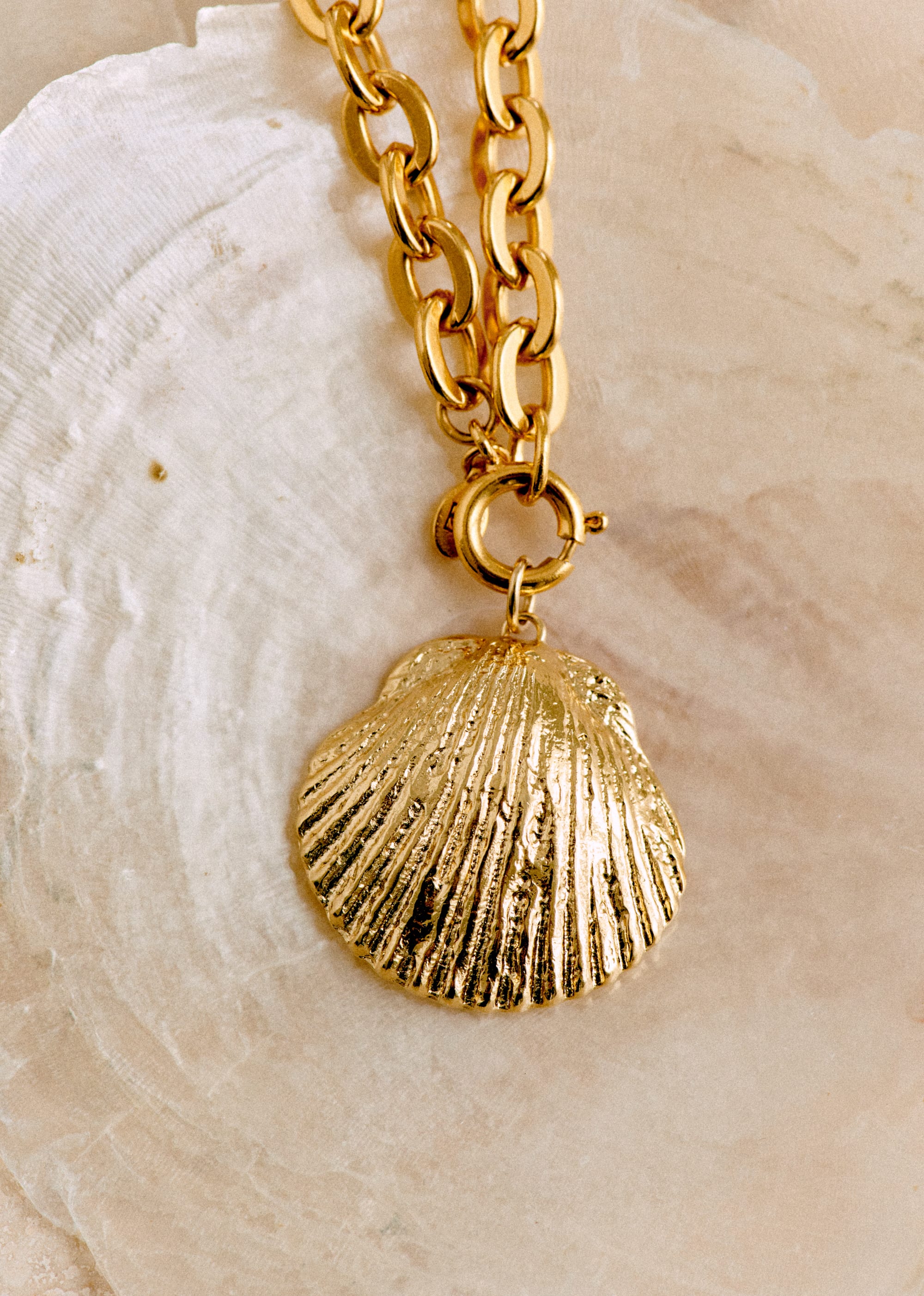 Charms Irma - Coquillage doré - E-SHOP/BIJOUX Colliers 5905821