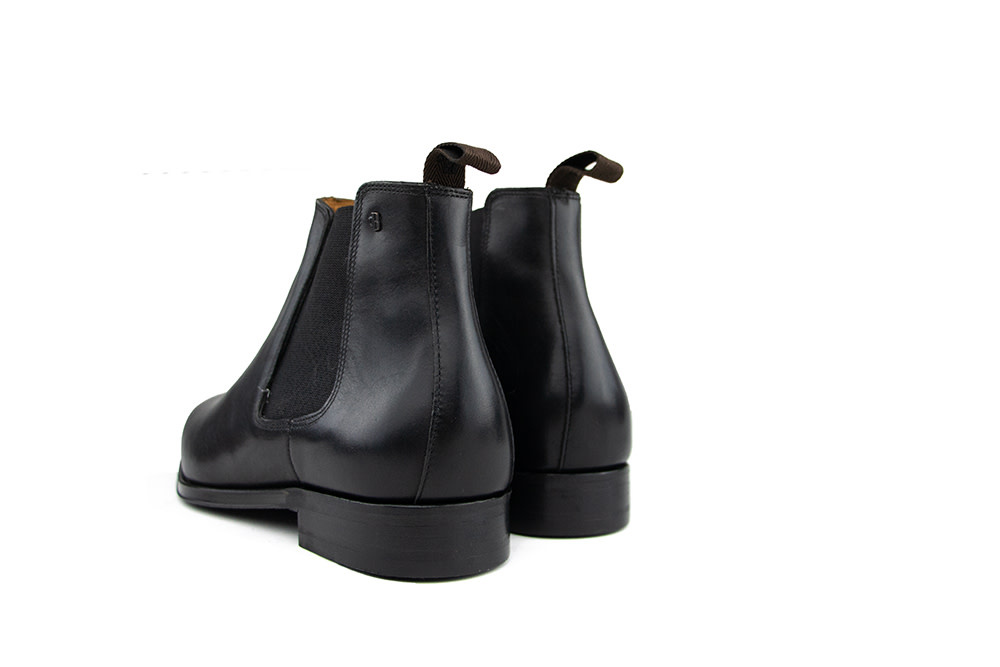 Van Bommel Raffa 09.02 Black