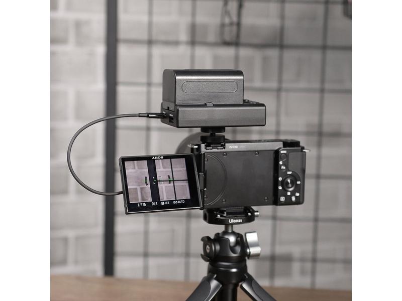 Ulanzi Ladegerät NP-F01 Ulanzi NP-F01 Multifunktionales Akku-Ladegerät/Netzteil für Sony L-Serie, AC, Chemie-Li-Ion, 1 Position, W/O-Ausgang, USB, Quick Charge