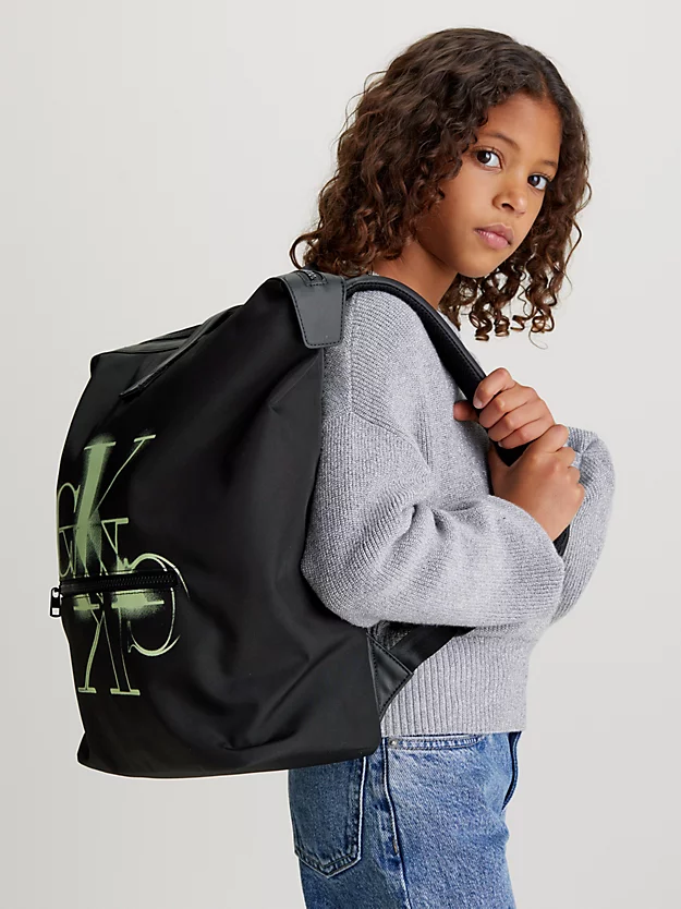 Mochila infantil com logotipo