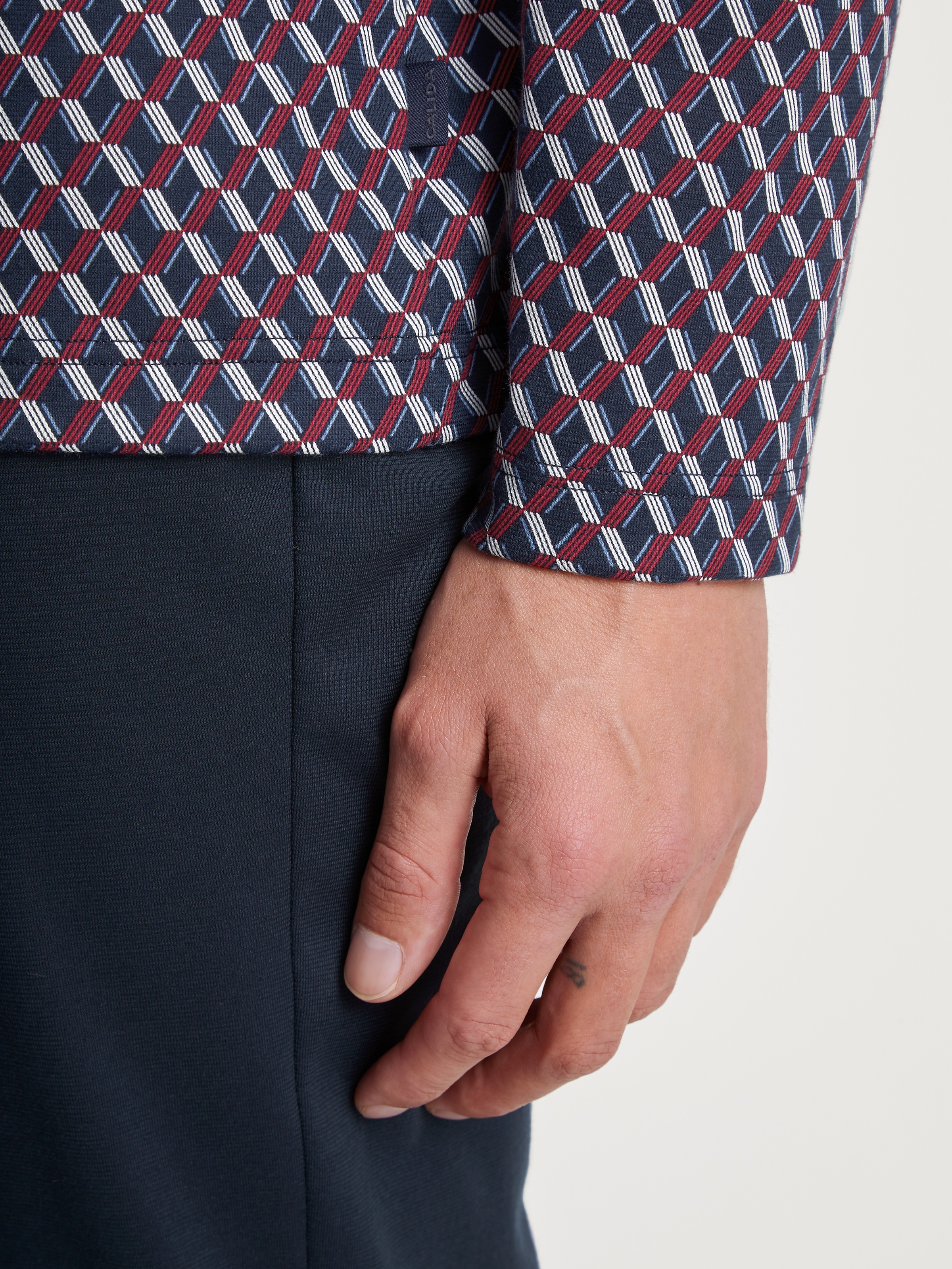 CALIDA Pyjama »Relax Imprint« 2 Stk. tlg., mit feinem, glattem Stoff für erhöhten Komfort
