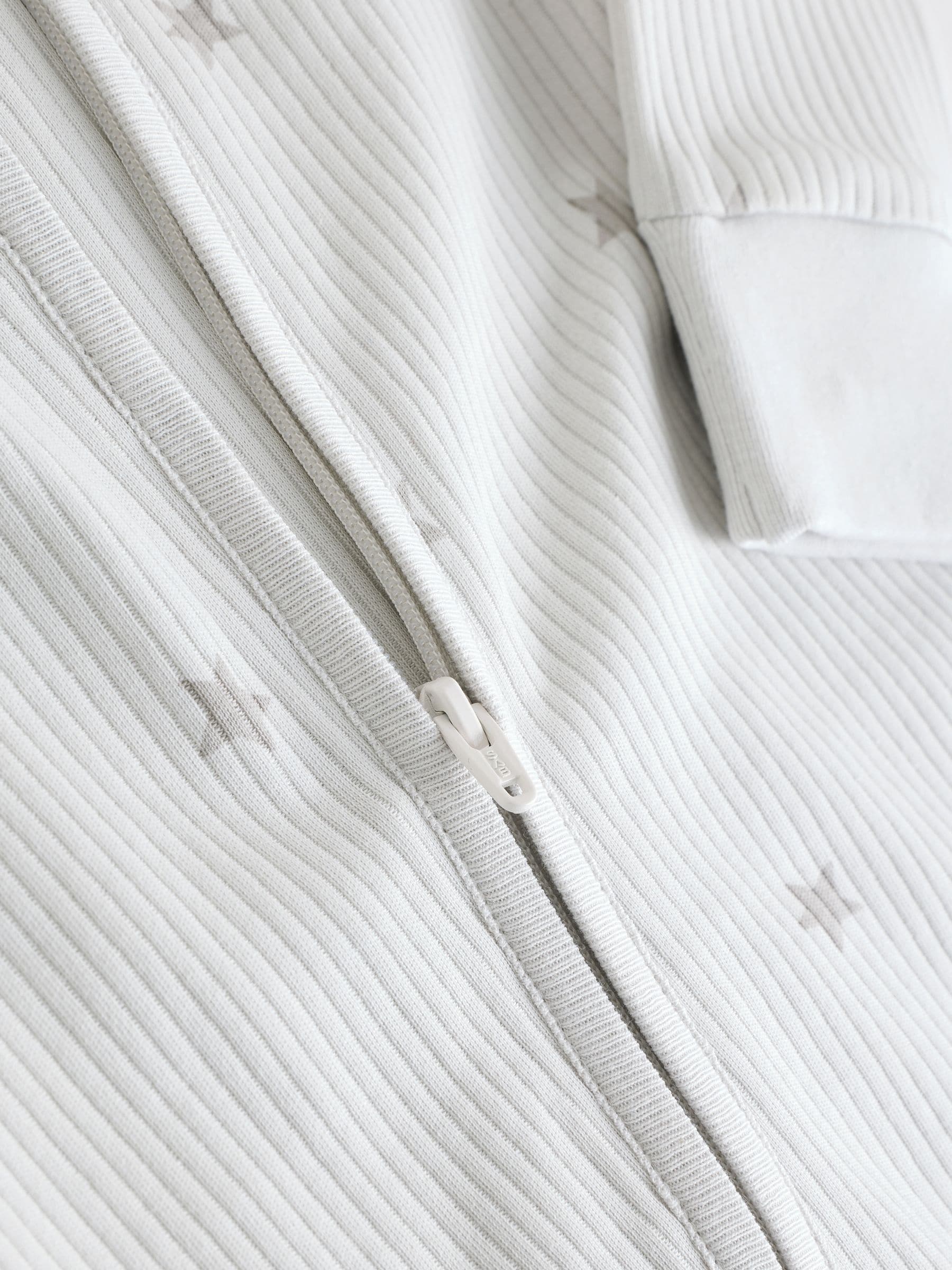 Grijs - 100% katoenen Hello World babypyjama met tweewegrits (0 - 9 mnd)