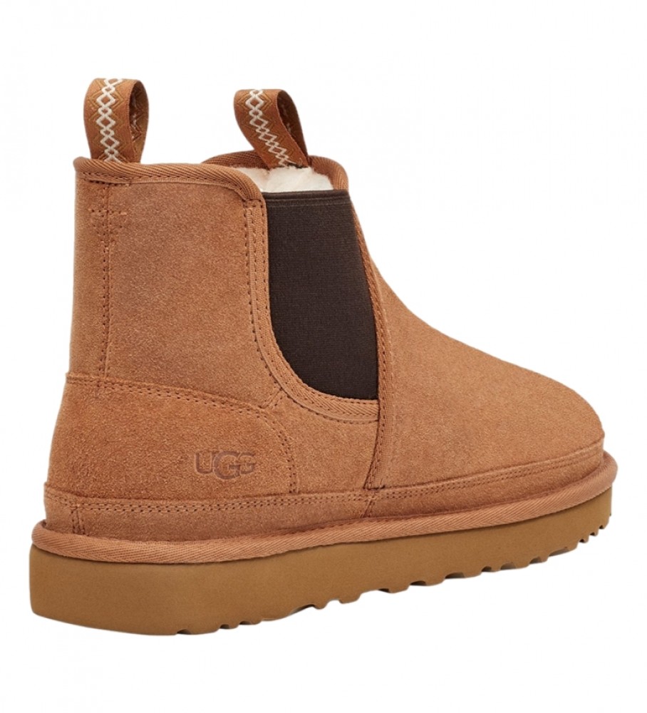 Botas de cano curto UGG M Neumel Chelsea em couro marrom