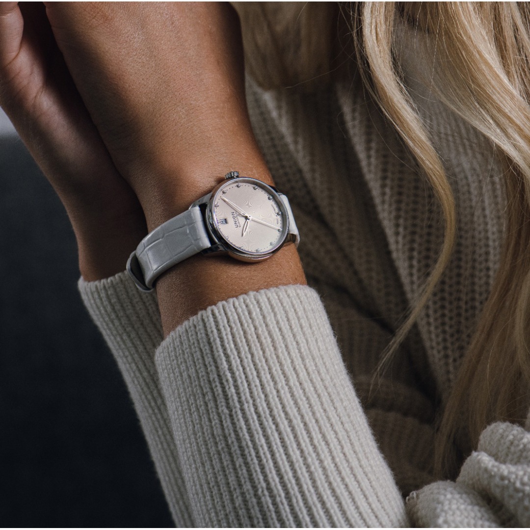 Union Glashütte Seris Datum Automatik Perlmutt / Leder