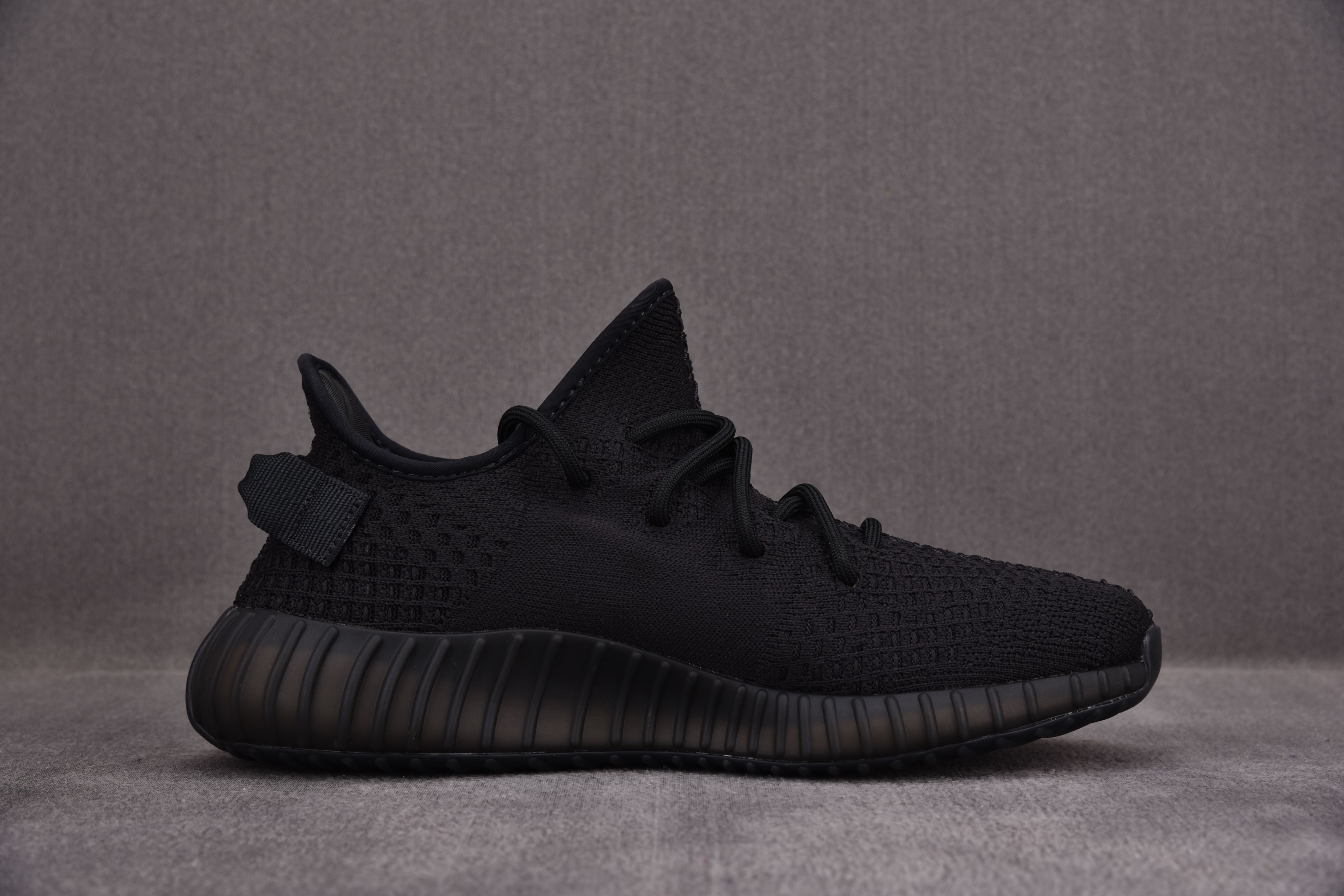 adidas Yeezy Boost 350 V2 Onyx