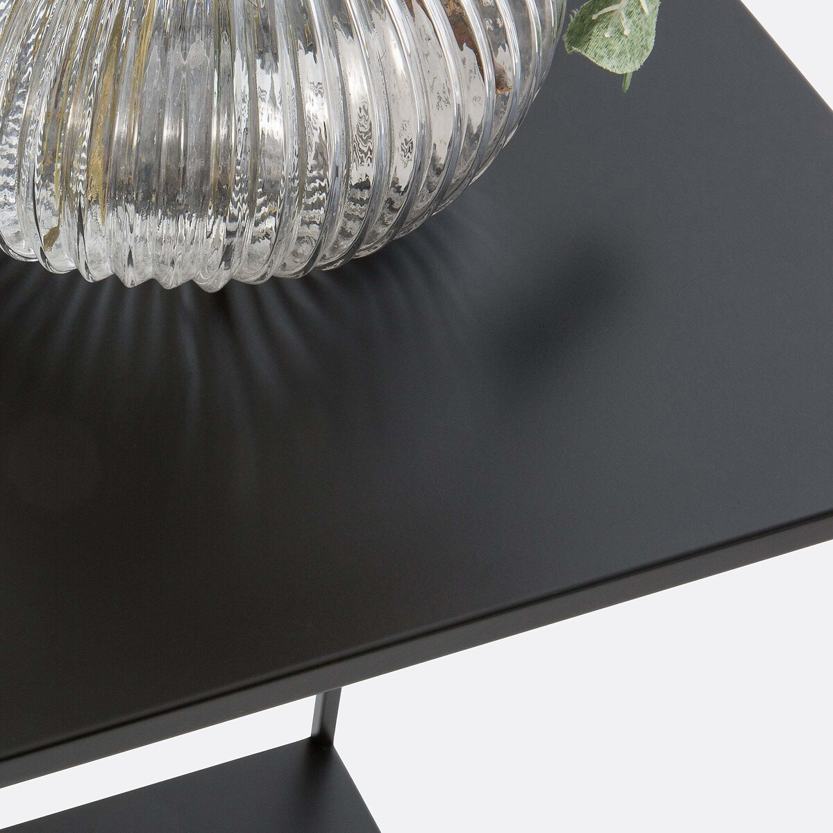 LA REDOUTE INTERIEURS<br>Mesa lateral de aço com duas prateleiras Miva