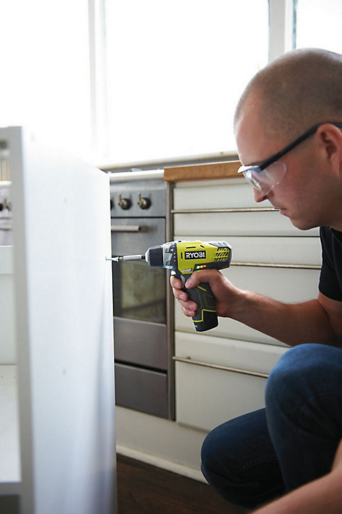 Perceuse visseuse sans fil Ryobi R12DD-220S 12V - 2x2Ah