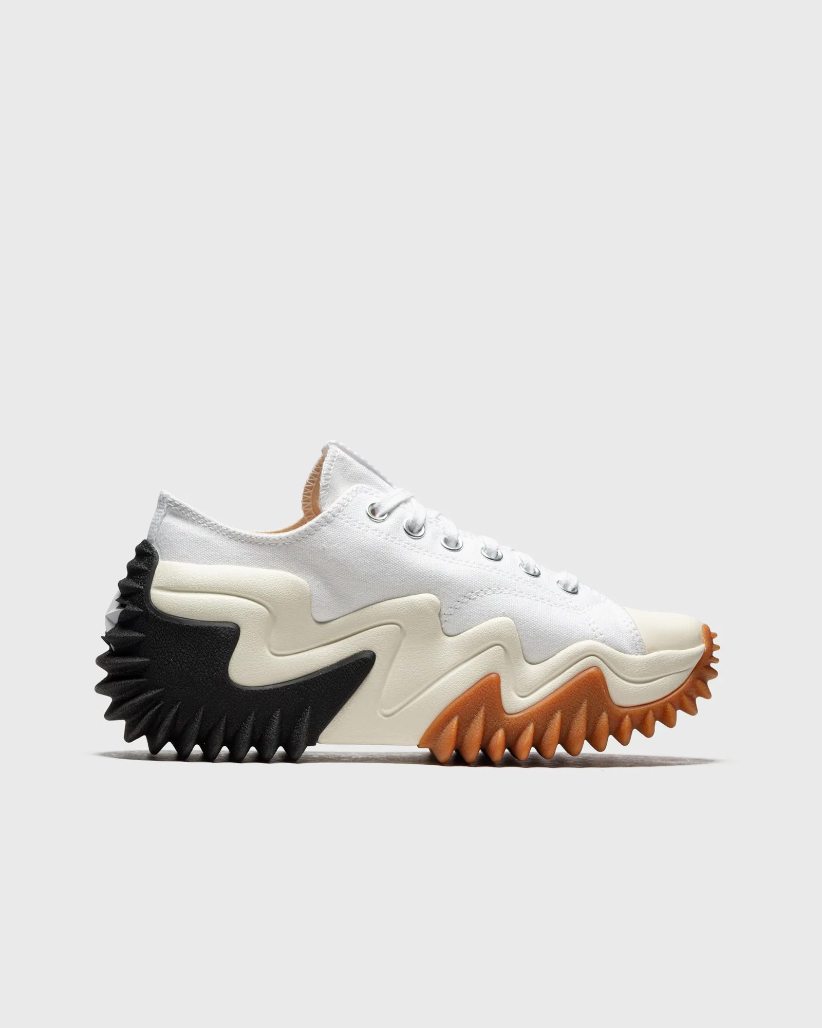 Converse WMNS Run Star Motion