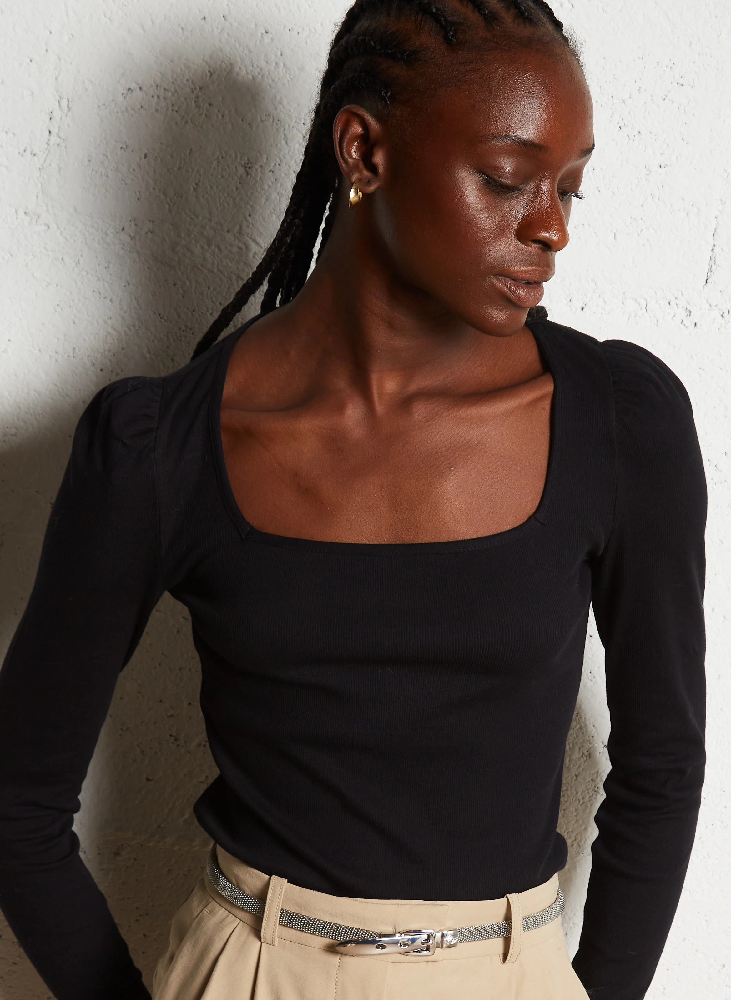 OPRAH - Tee-shirt col carré en coton mélangé | Noir