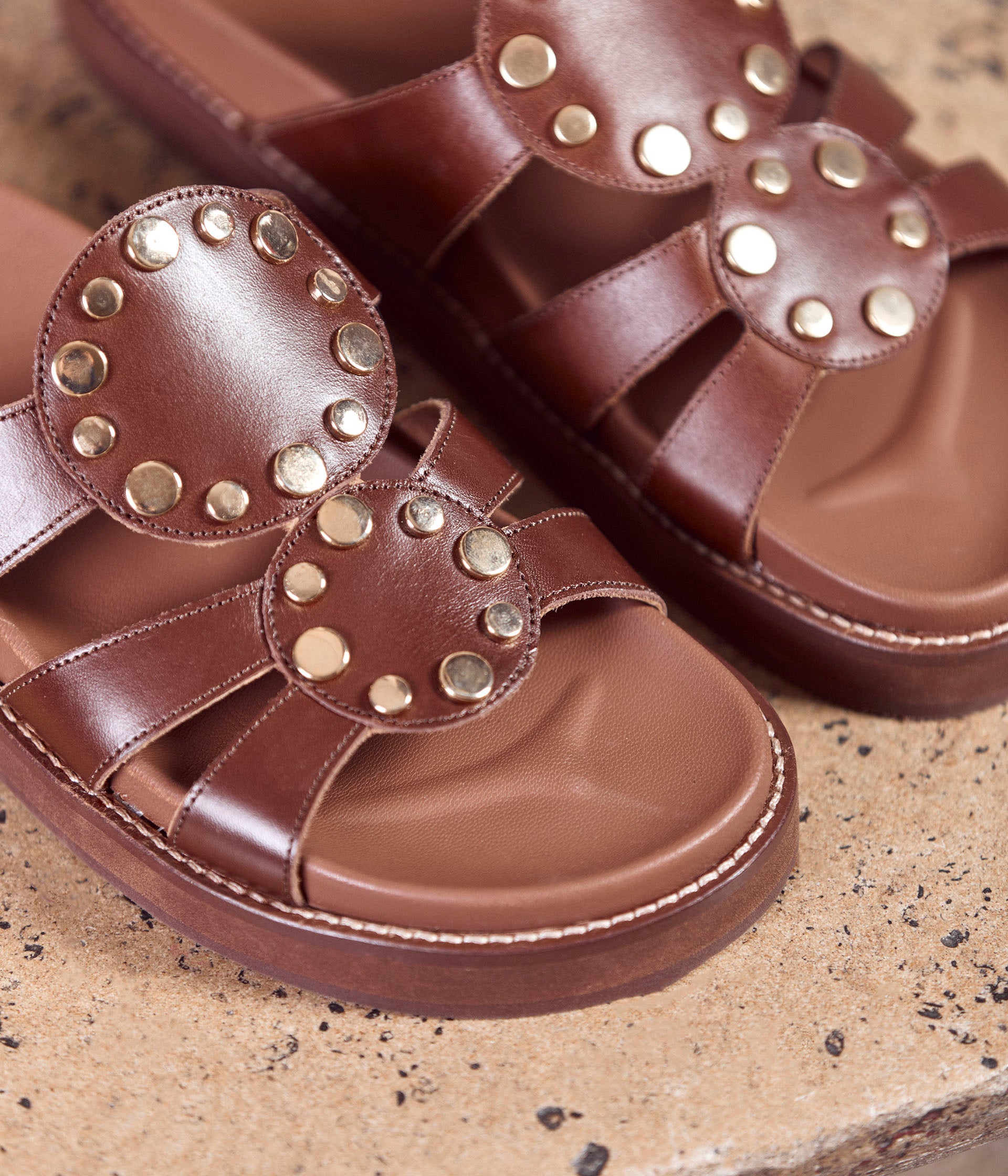 Mules marron Ana