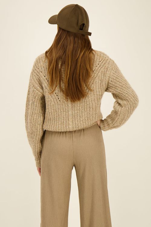 Taupe trui gebreid