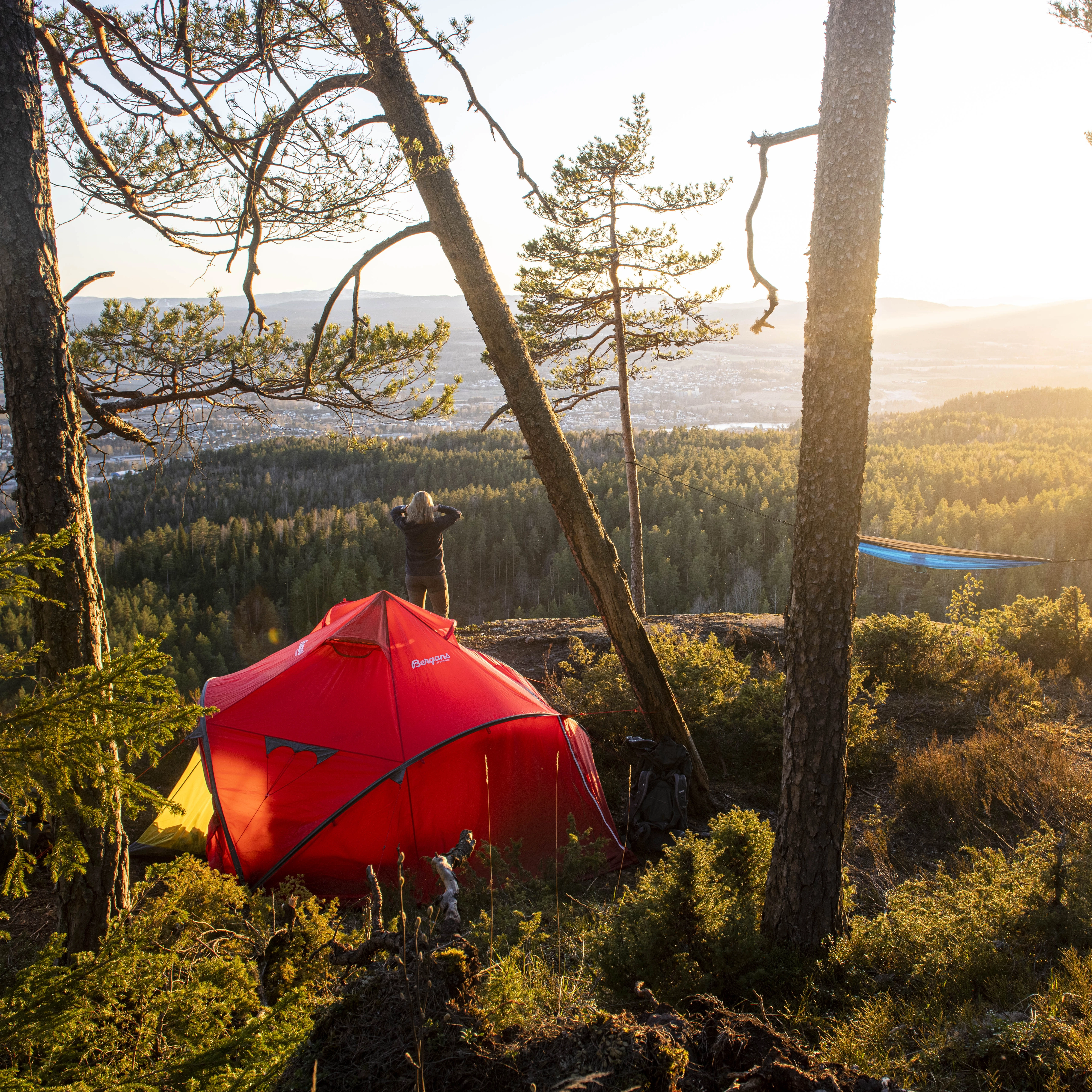 Wiglo®LT v.2 4-Persons Tent Red
