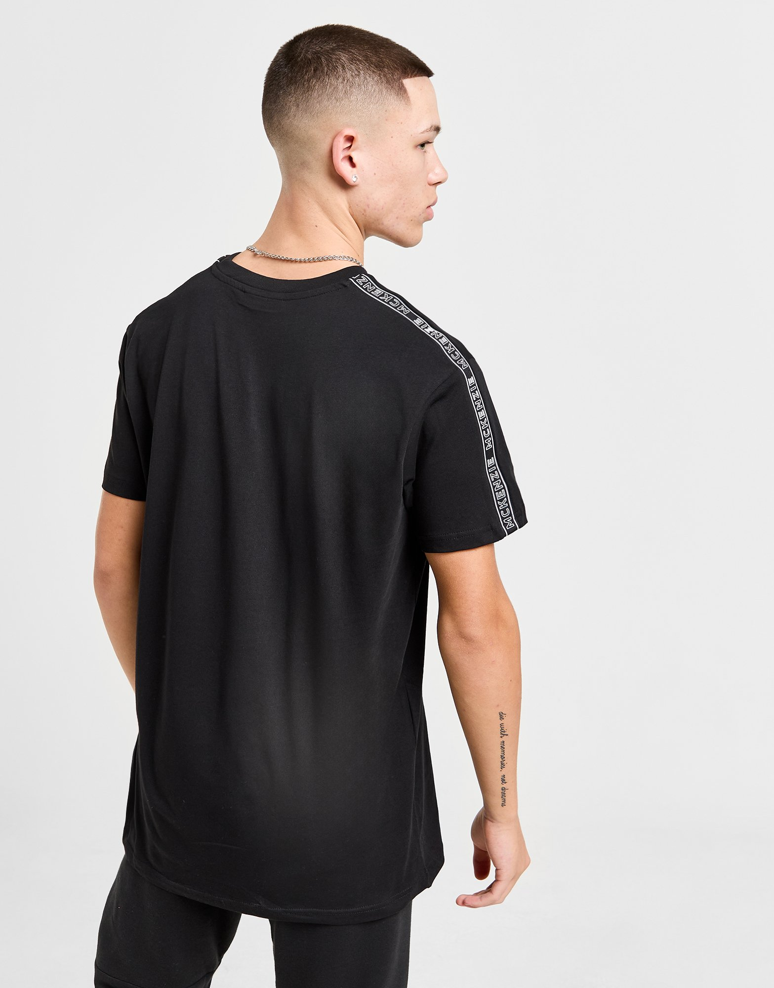 McKenzie T-shirt Essential Tape Homme