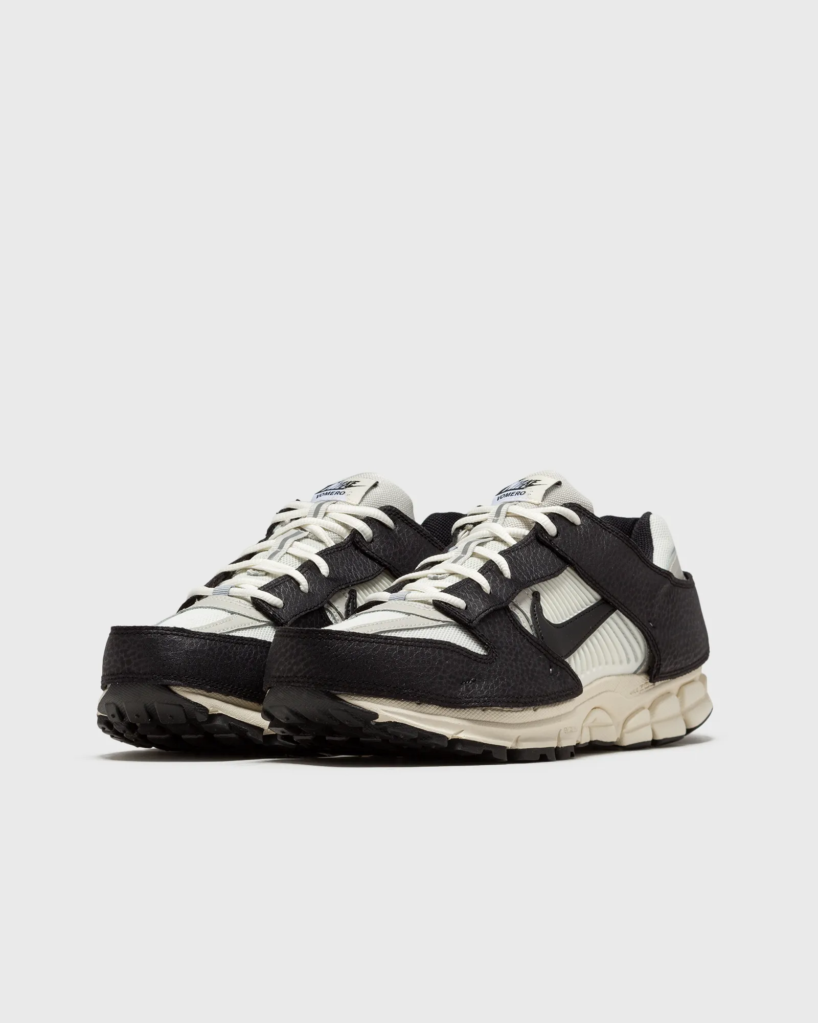 Nike WMNS NIKE ZOOM VOMERO 5 PRM