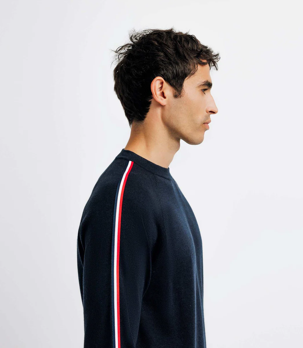 Pull col rond avec bande tricolore marine