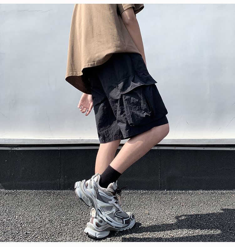 Ninine - Mid Rise Plain Cargo Shorts