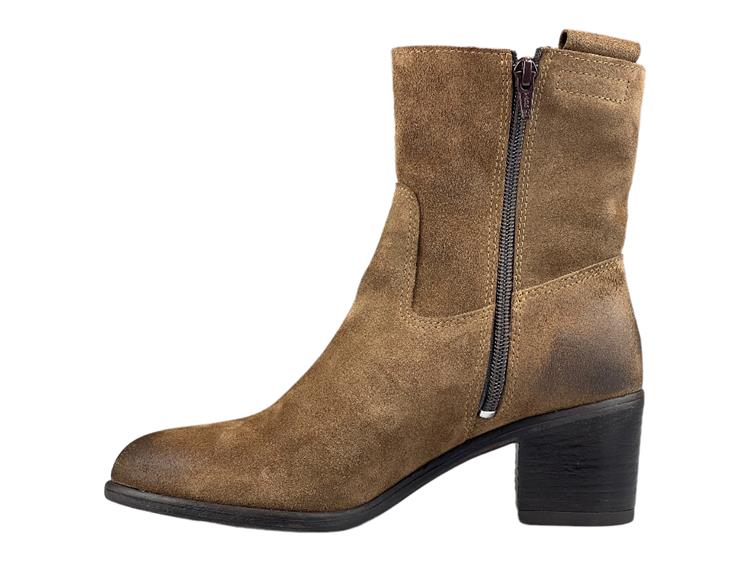AQA Shoes a8273 BRUIN