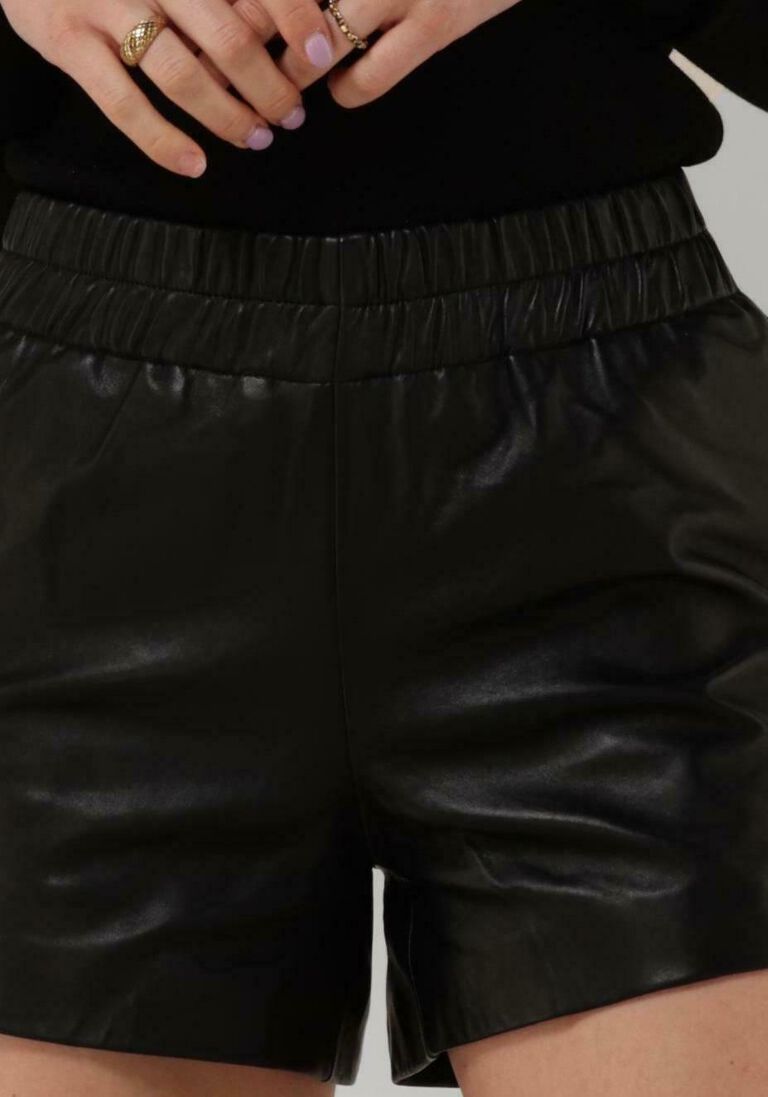 EST\\'SEVEN zwarte est'seven shorts est'leather short court