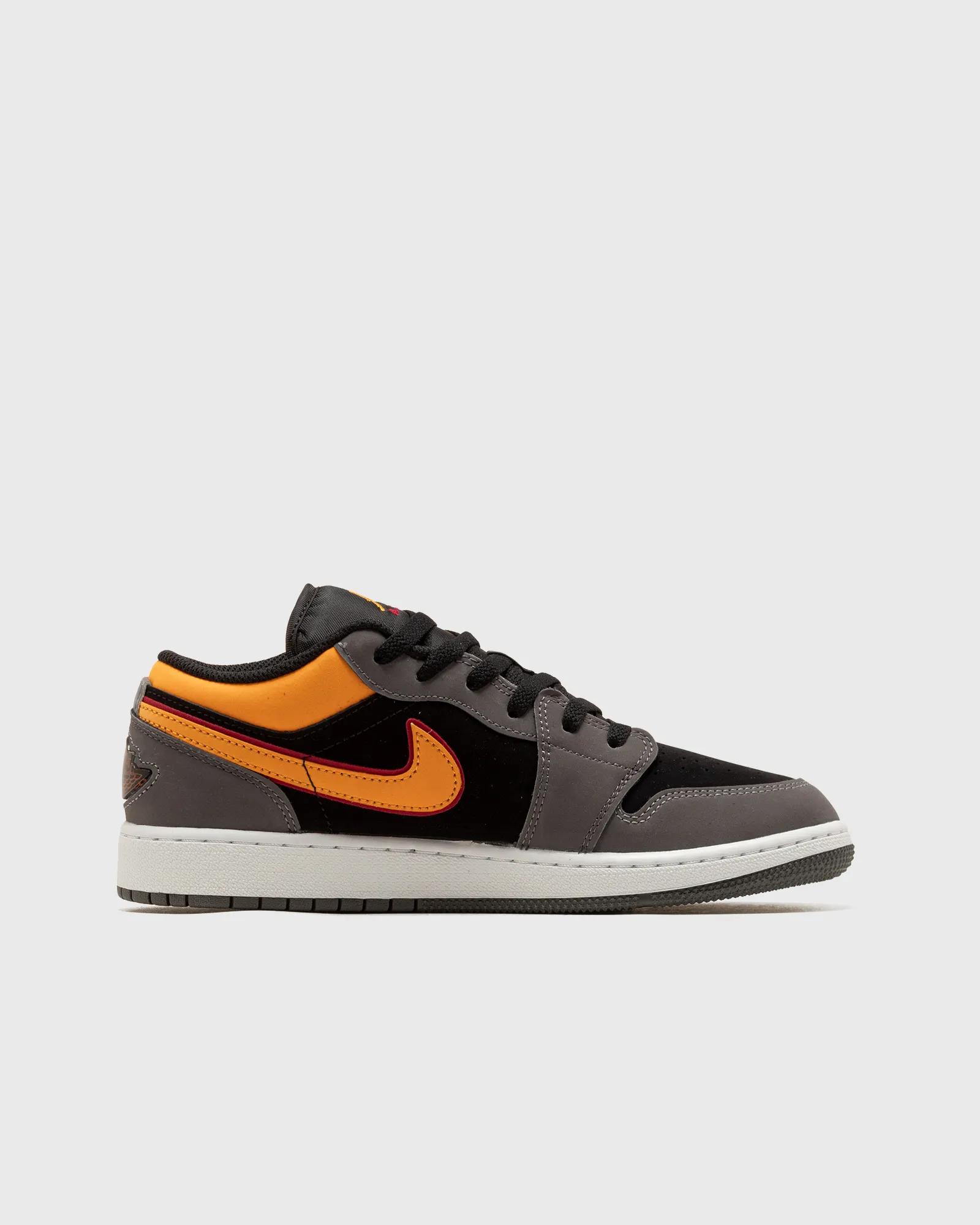 Jordan AIR JORDAN 1 LOW SE (GS)