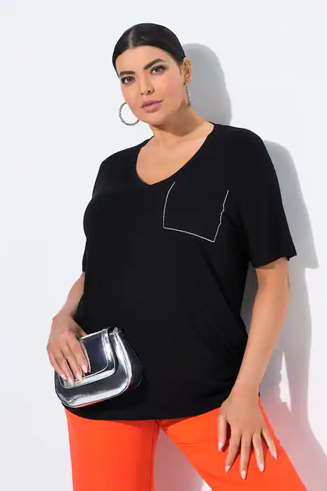 T-Shirt, Brusttasche, V-Ausschnitt, Halbarm, schwarz