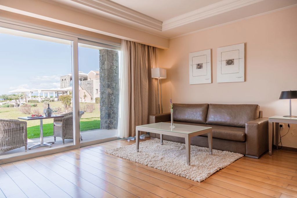 Restia Suites Exclusive Resort Halfpension - Hotel