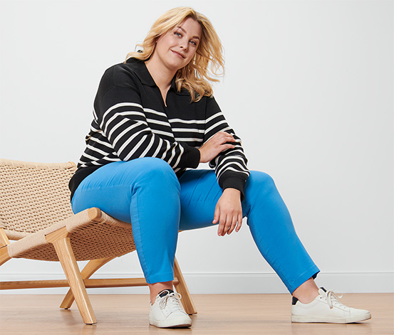 Pullover mit Kragen