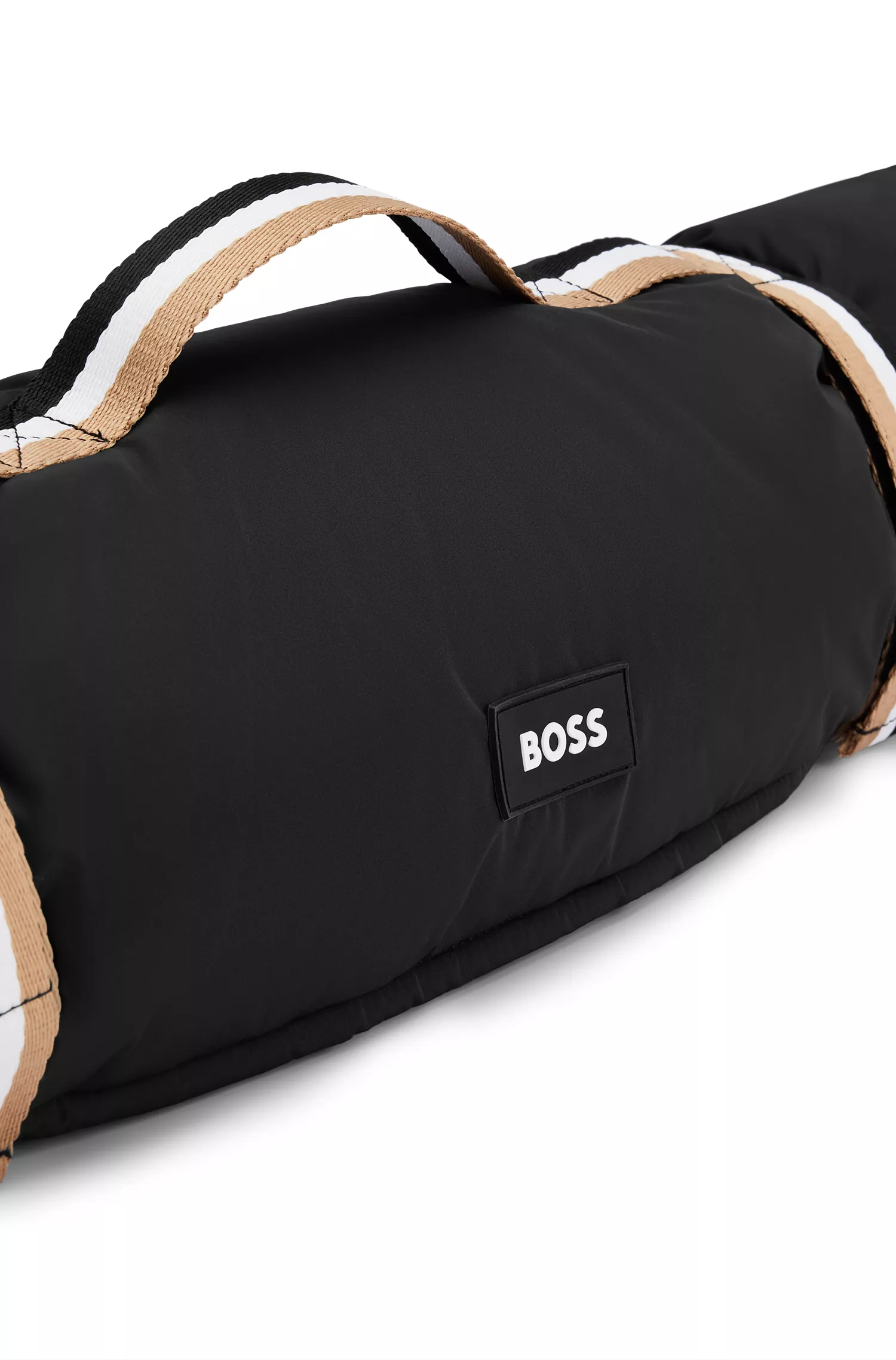 Tapete portátil para cães BOSS preto com forro de sherpa