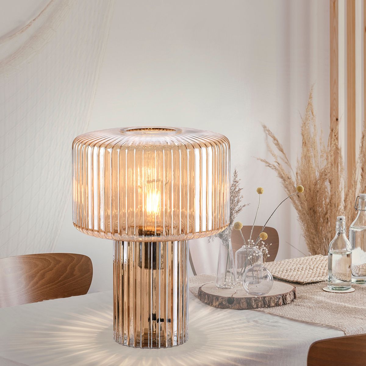 Design tafellamp van amber glas - Andro